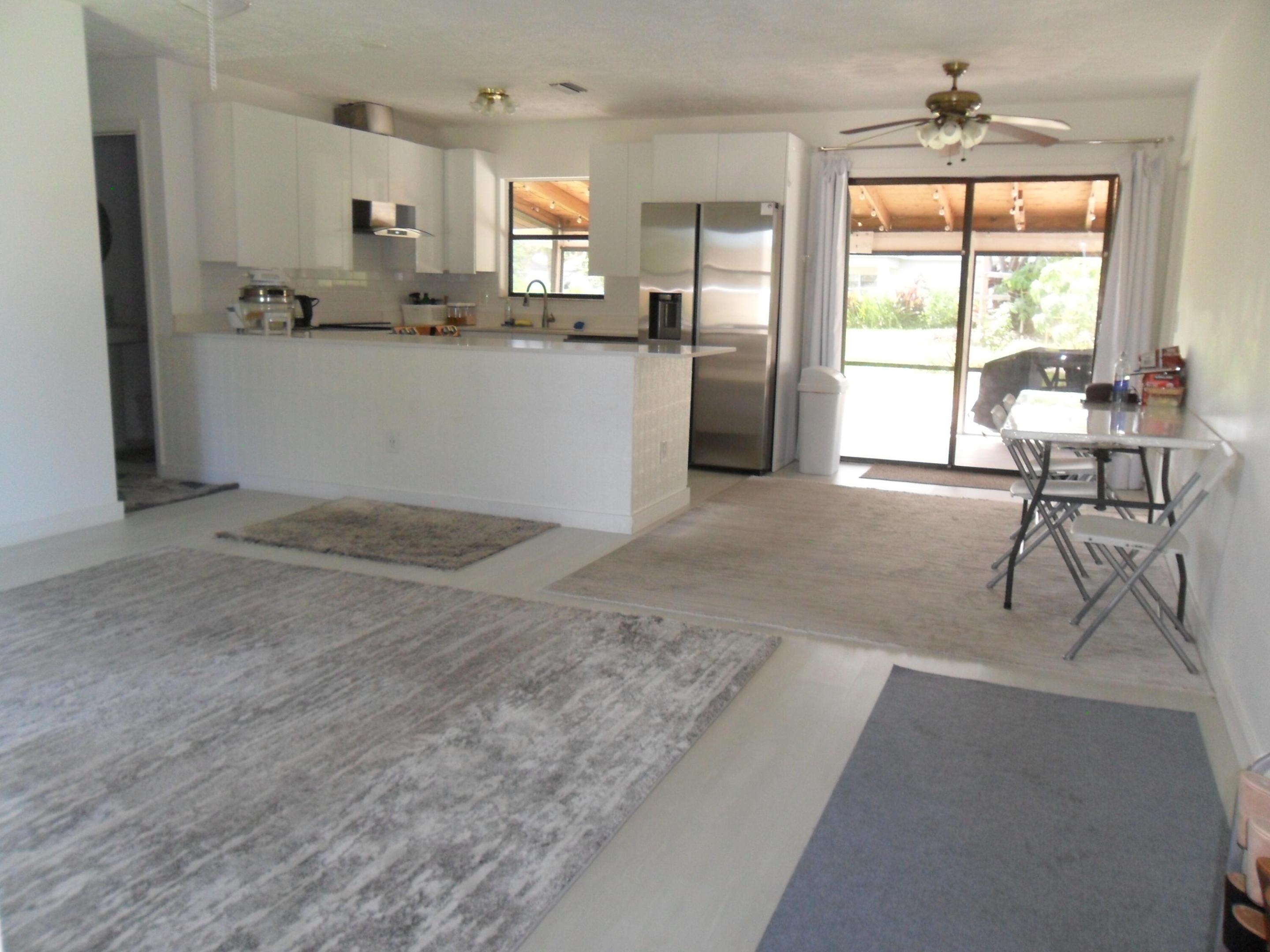 2574 Sw Deckard Street Property Photo 7
