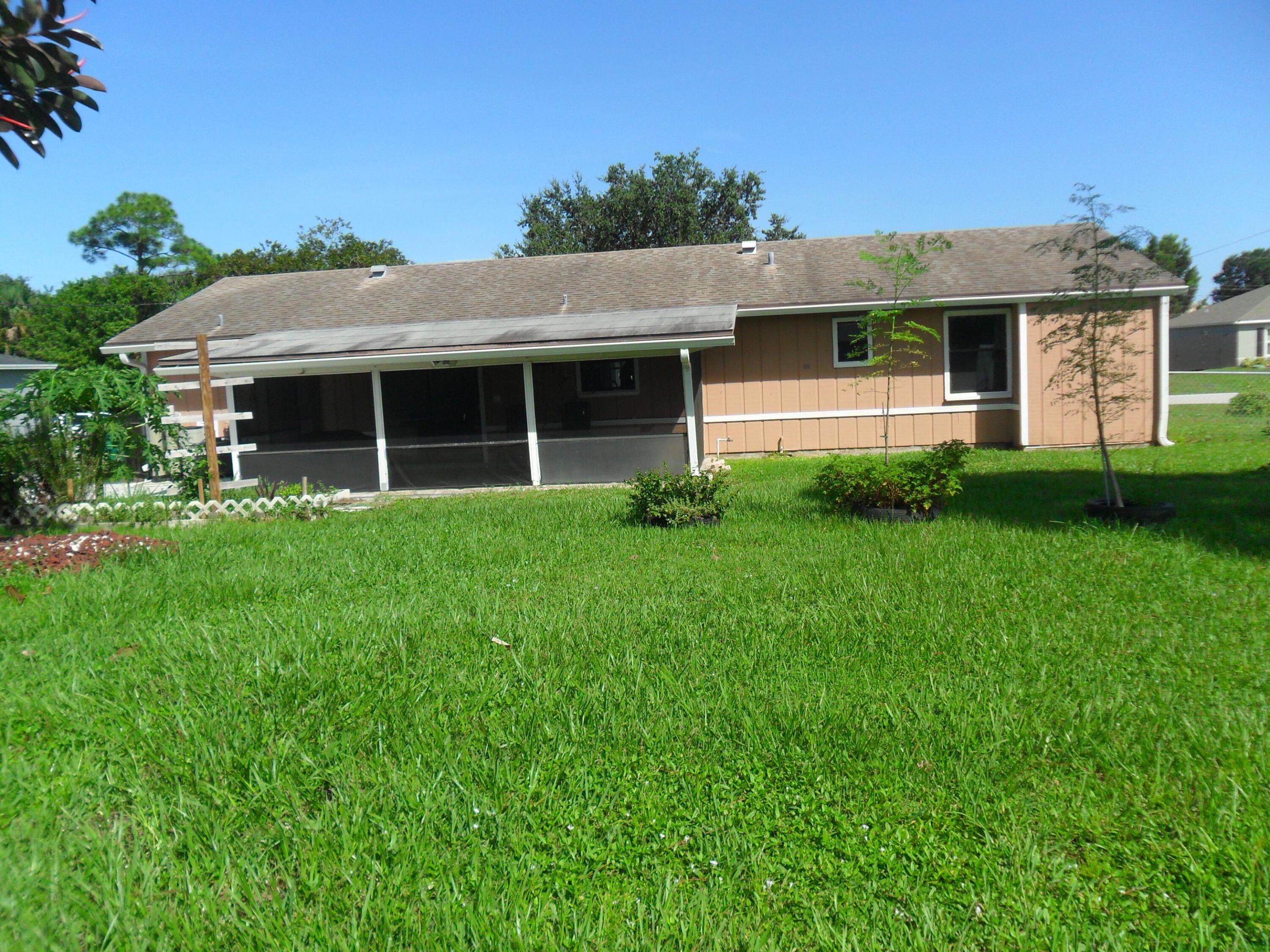 2574 Sw Deckard Street Property Photo 31