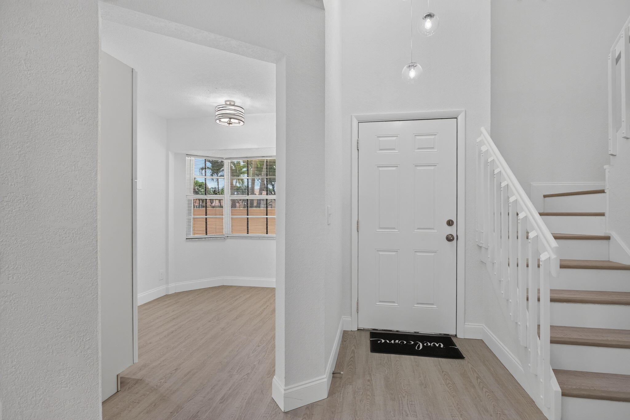 11451 Lakeview Drive 3a Property Photo 2