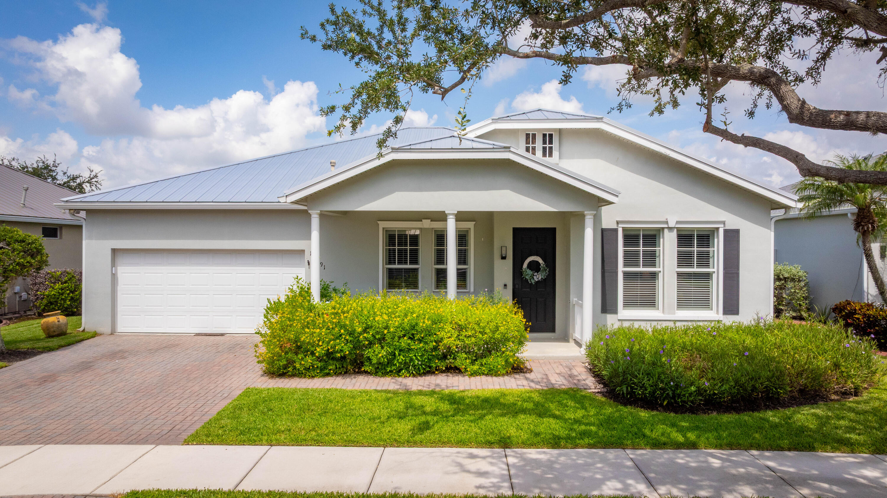 10691 Sw Waterway Lane Property Photo 1