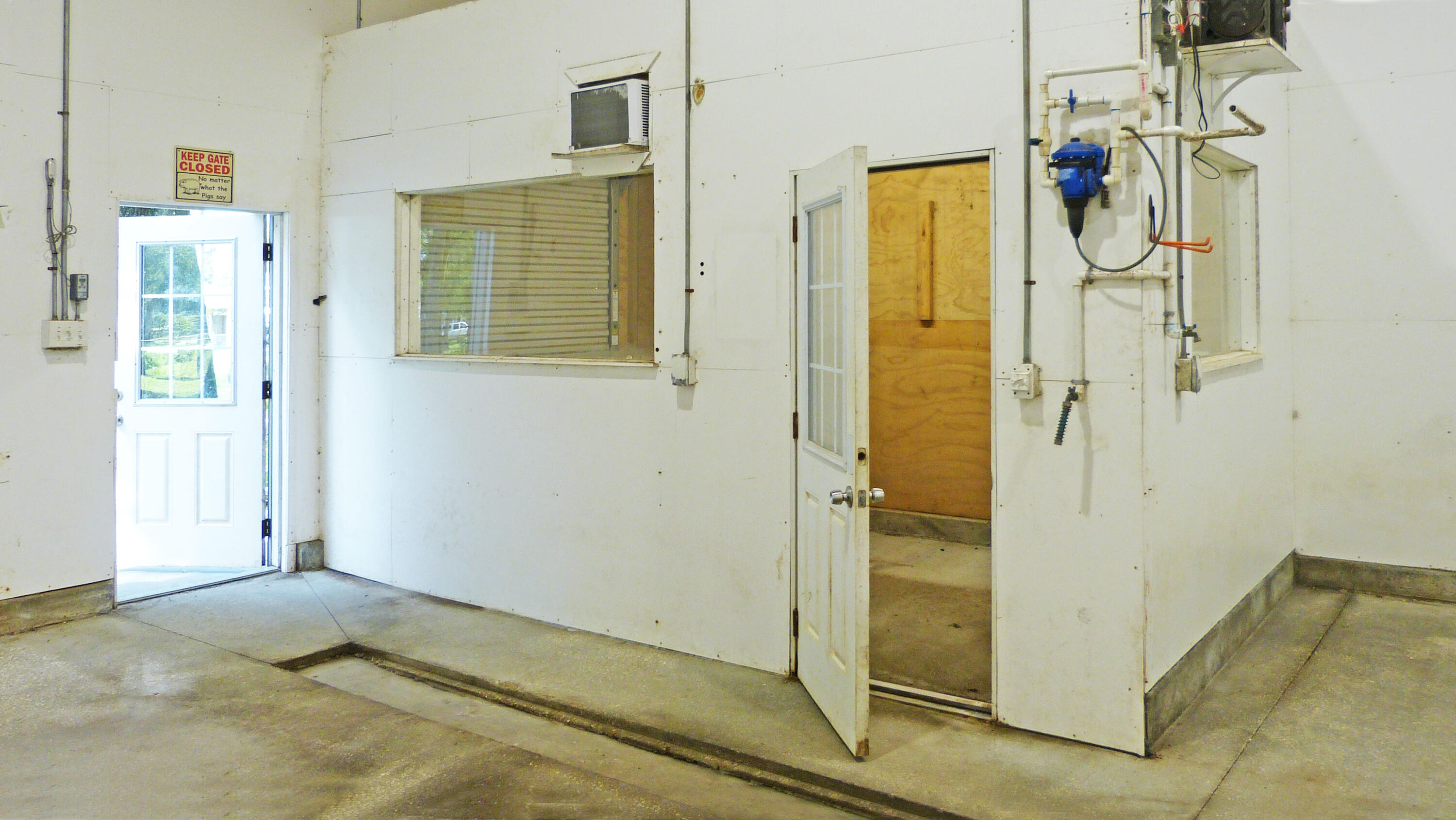 11980 W Midway Road Property Photo 9
