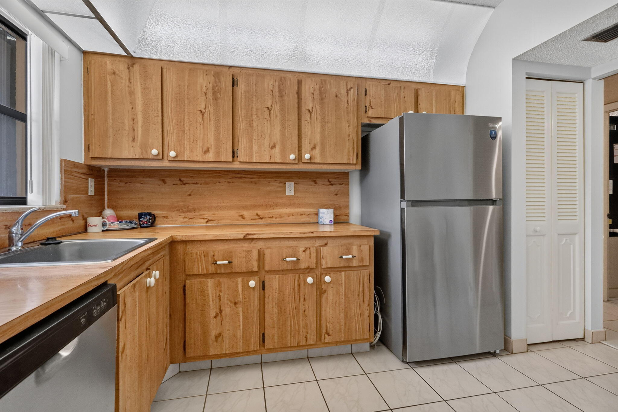 750 Ne 199th Street 204h Property Photo 12