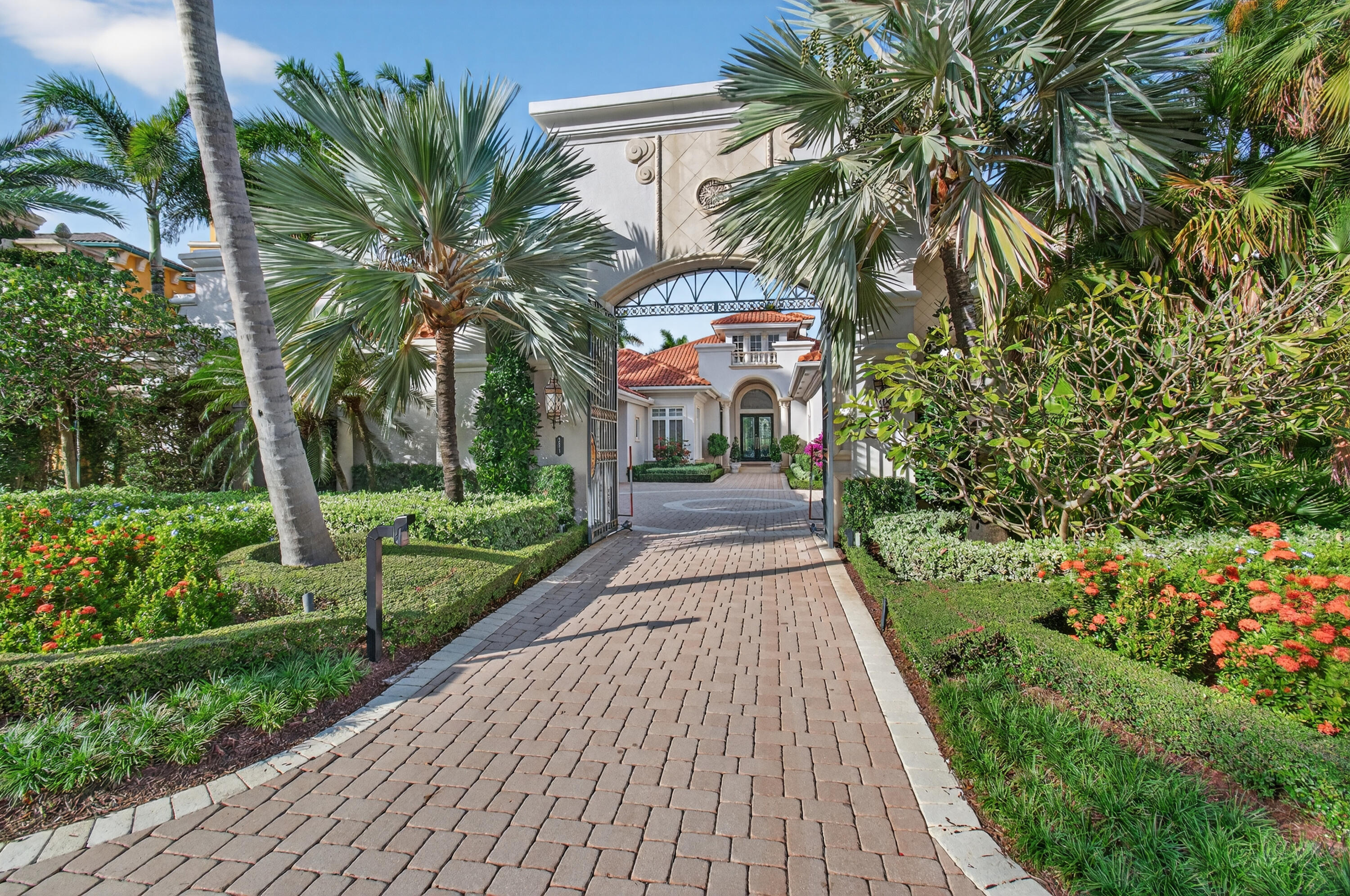 331 Mizner Lake Estates Drive Property Photo 1