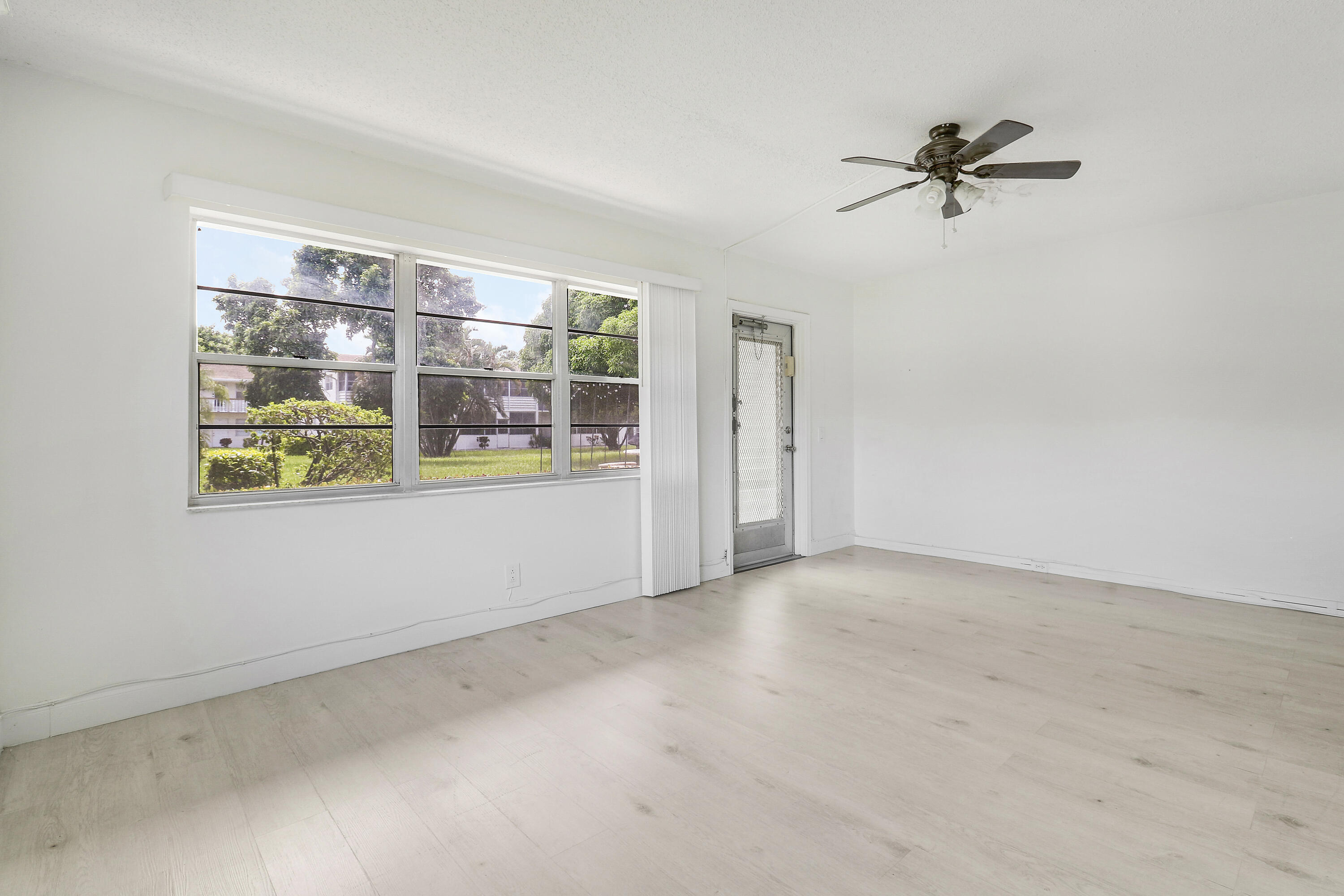 288 Northampton O Property Photo 8