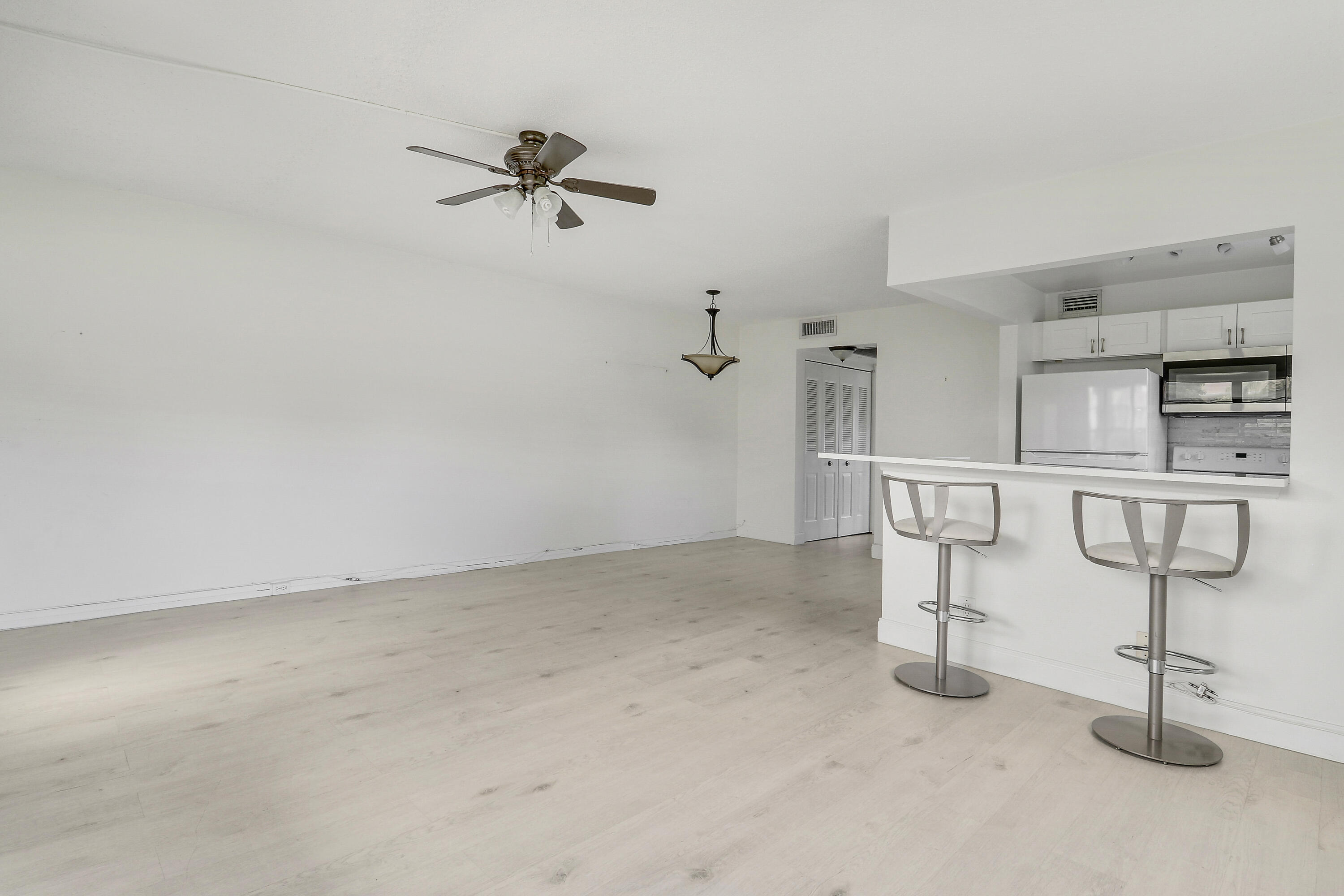 288 Northampton O Property Photo 9