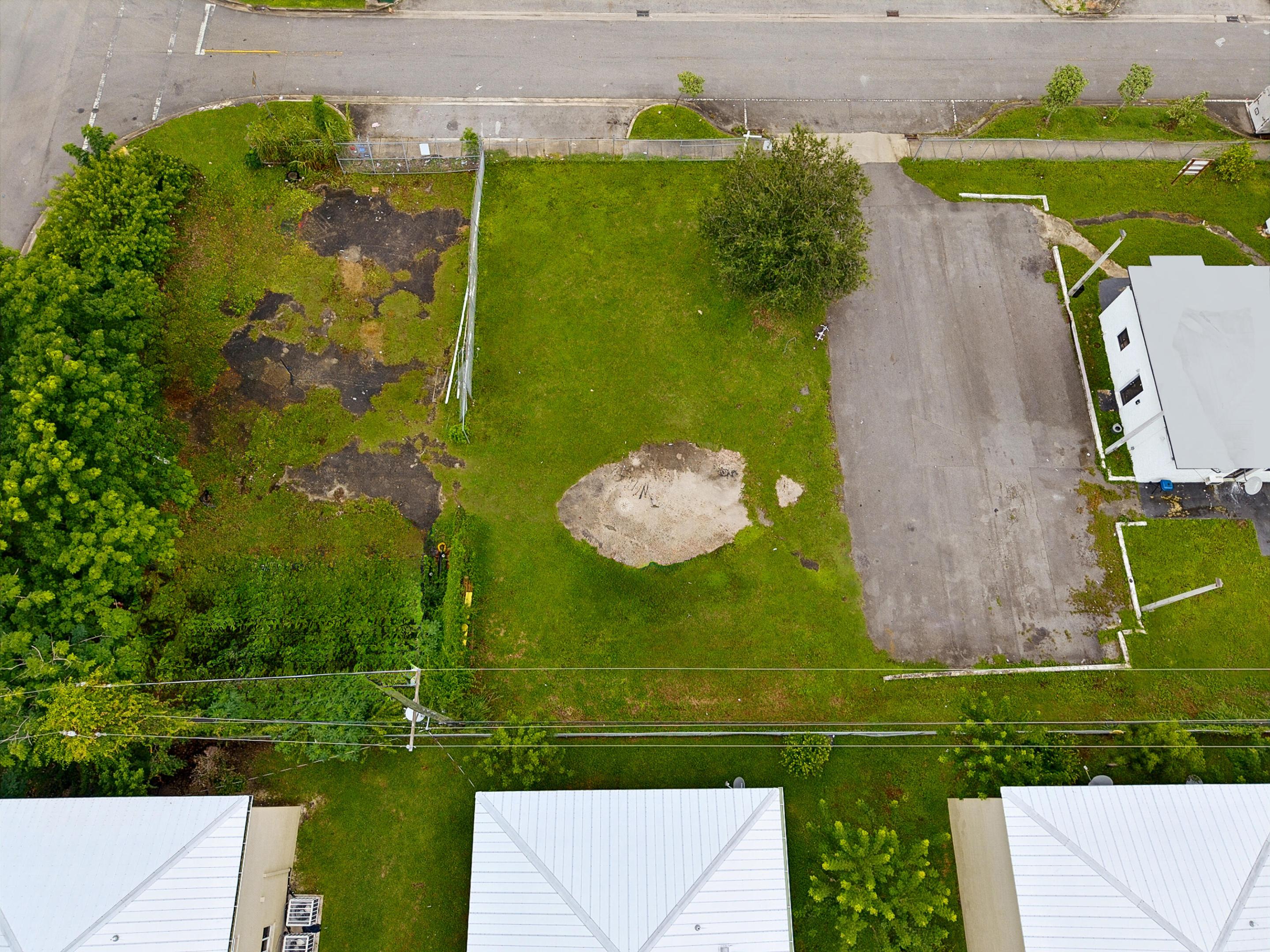 1427 Nw 2nd Avenue Property Photo 10