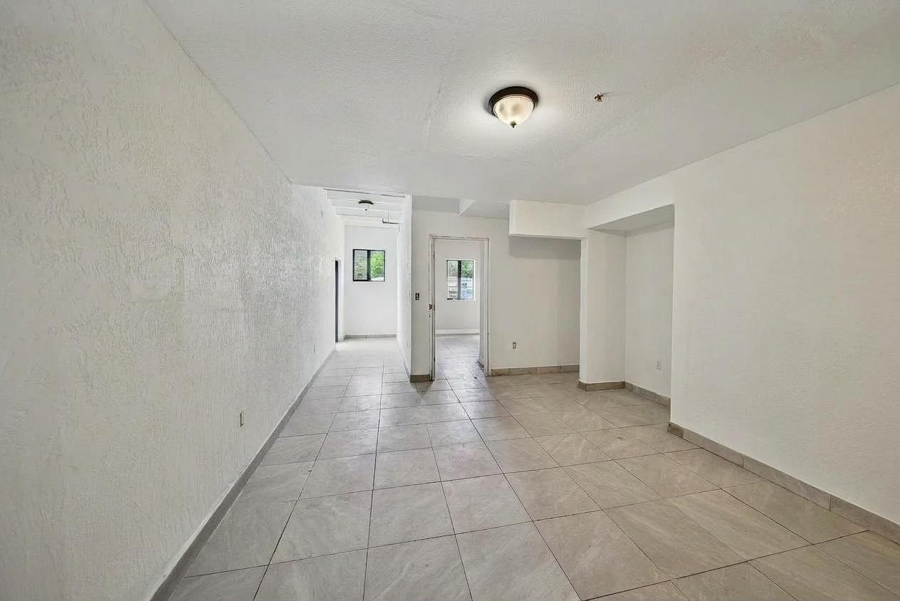 1427 Nw 2nd Avenue Property Photo 41