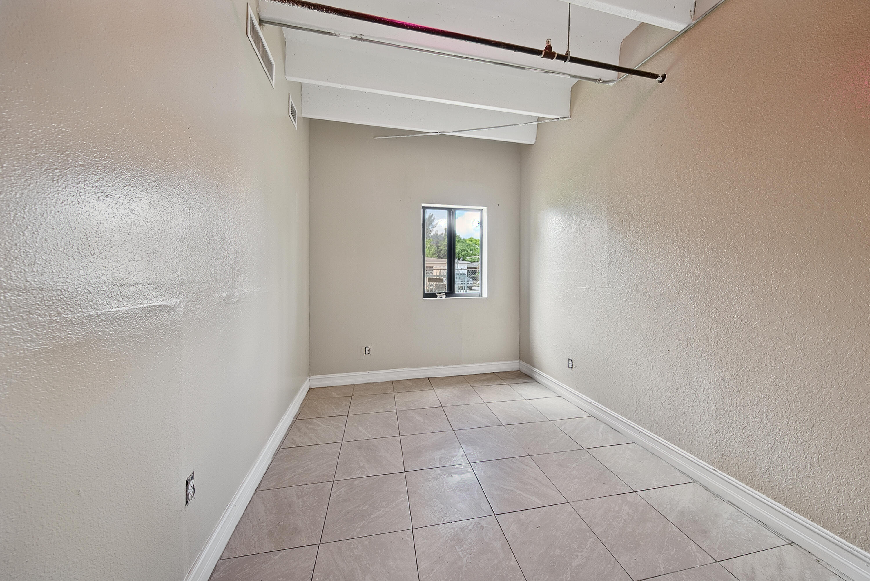 1427 Nw 2nd Avenue Property Photo 44