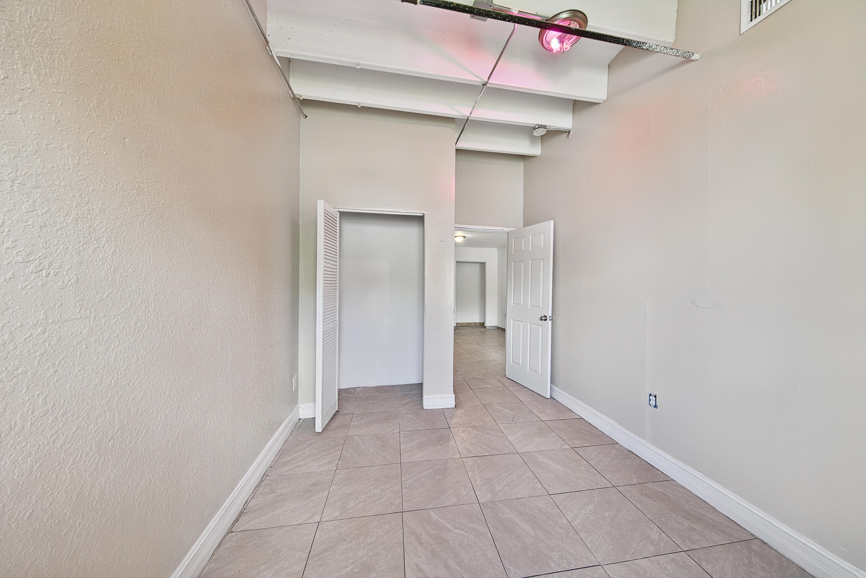 1427 Nw 2nd Avenue Property Photo 46