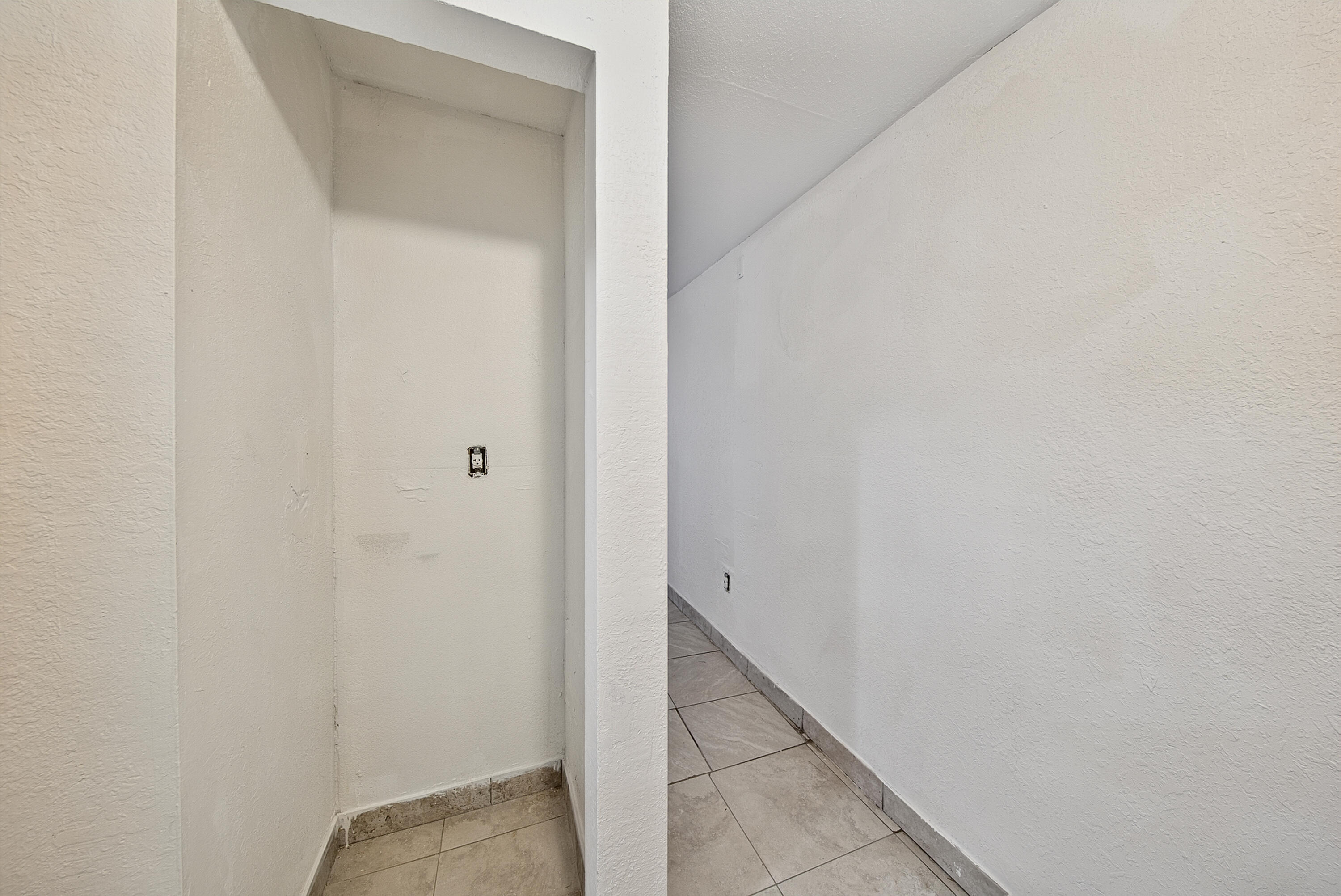 1427 Nw 2nd Avenue Property Photo 48
