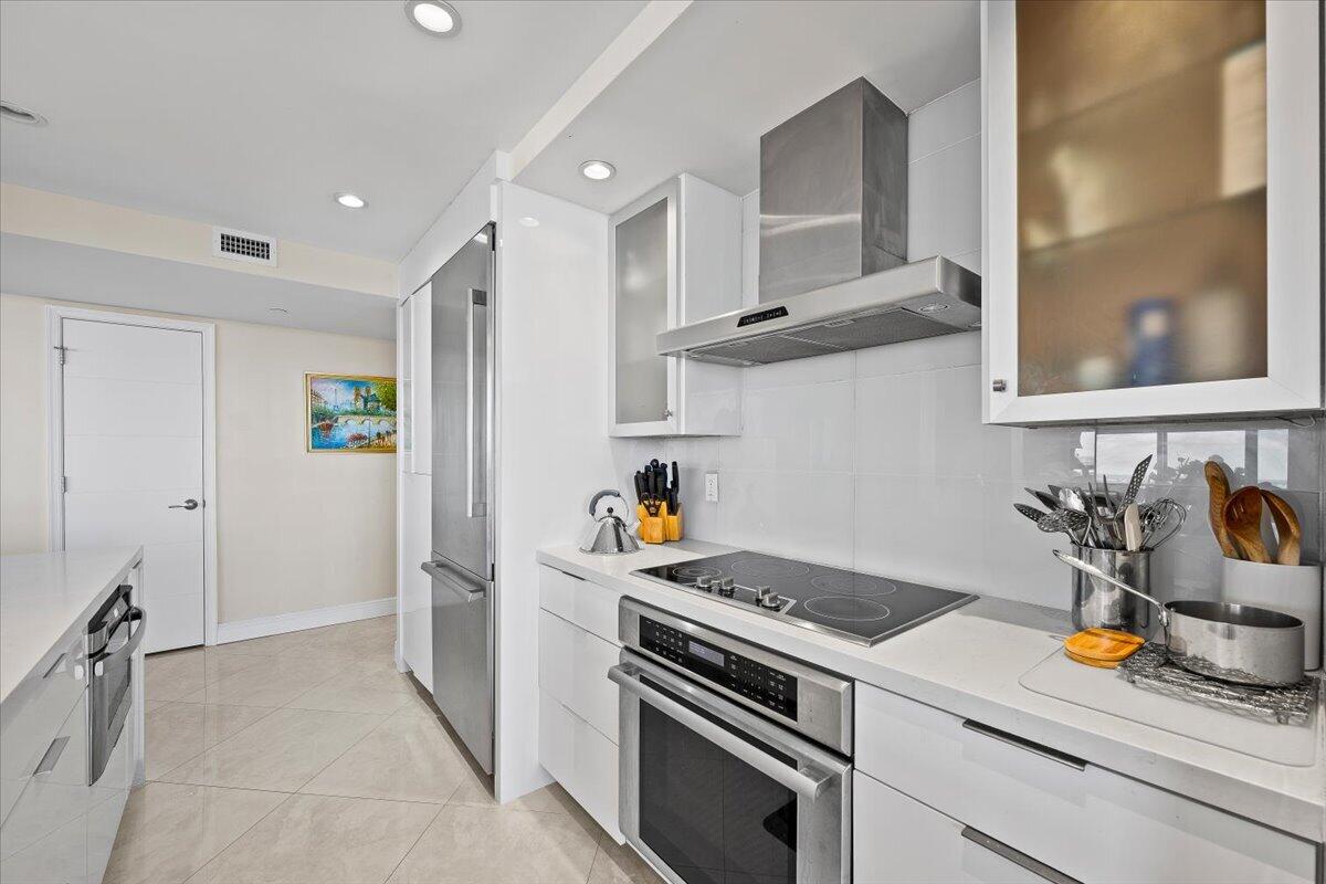 4100 N Ocean Drive 2304 Property Photo 4