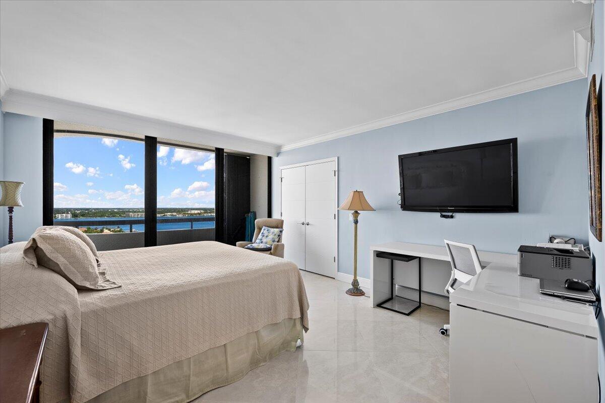 4100 N Ocean Drive 2304 Property Photo 10