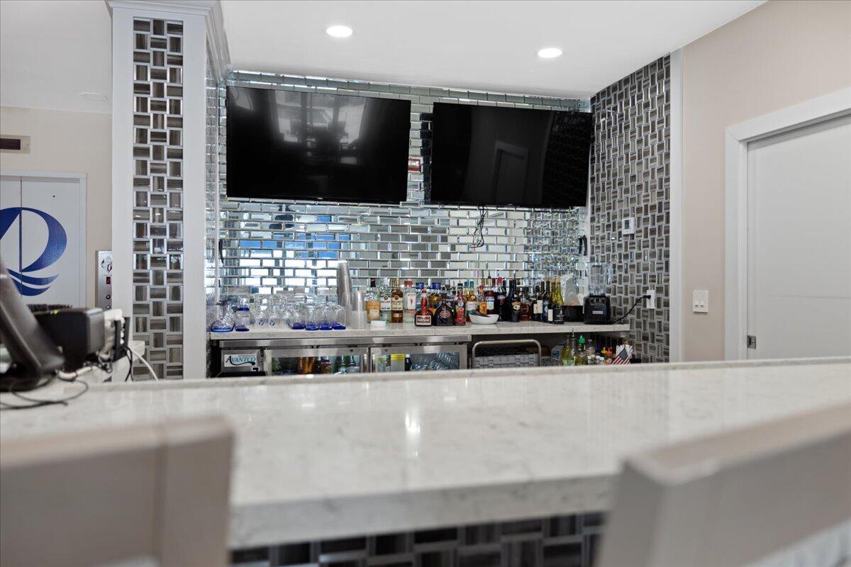 4100 N Ocean Drive 2304 Property Photo 53