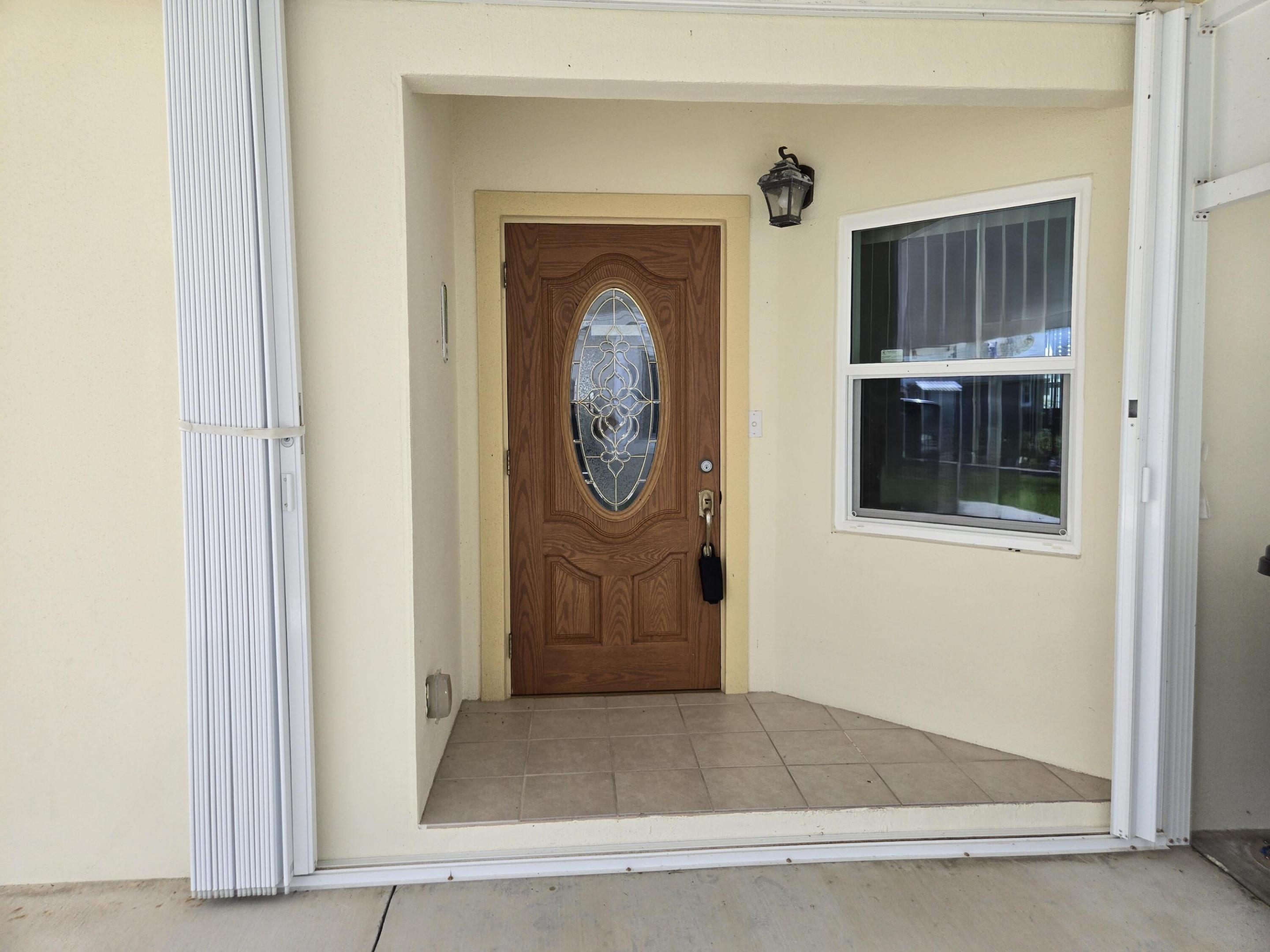 4350 Sw 9th Way Property Photo 3