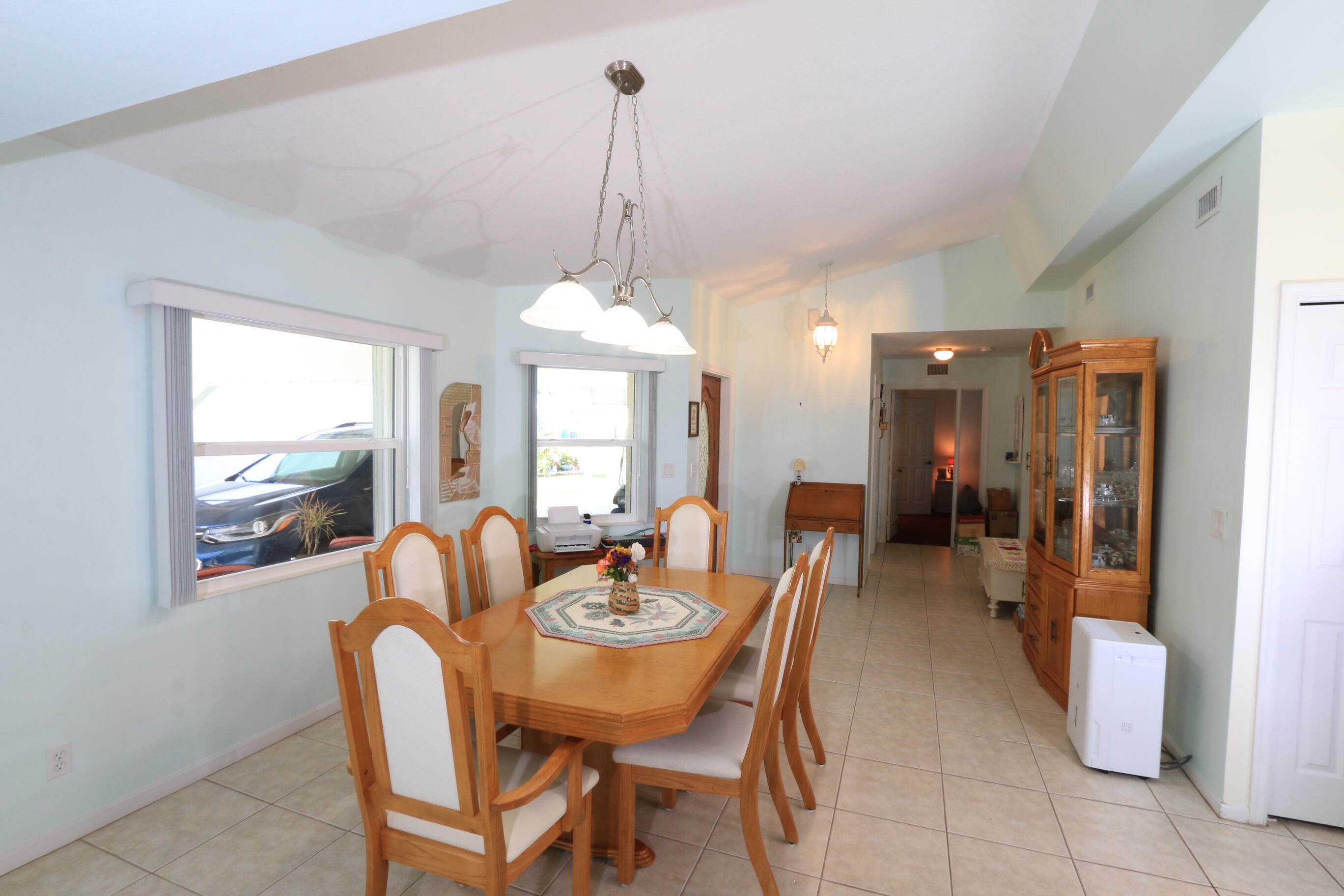 4350 Sw 9th Way Property Photo 6