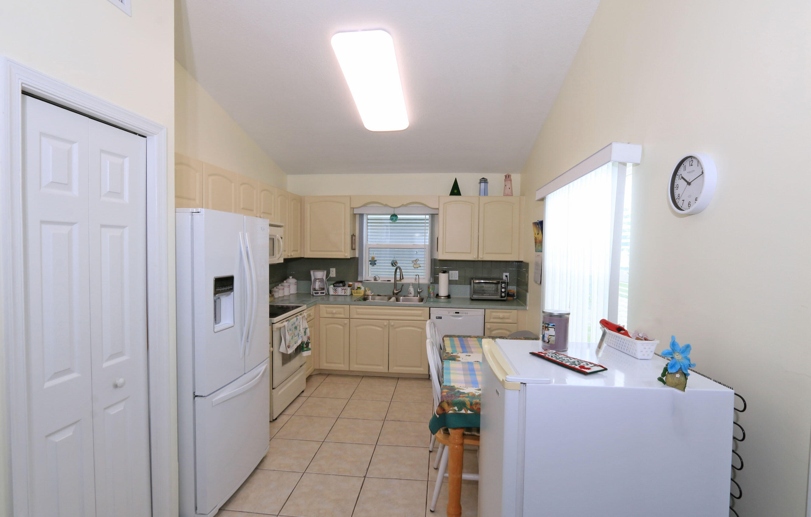 4350 Sw 9th Way Property Photo 11