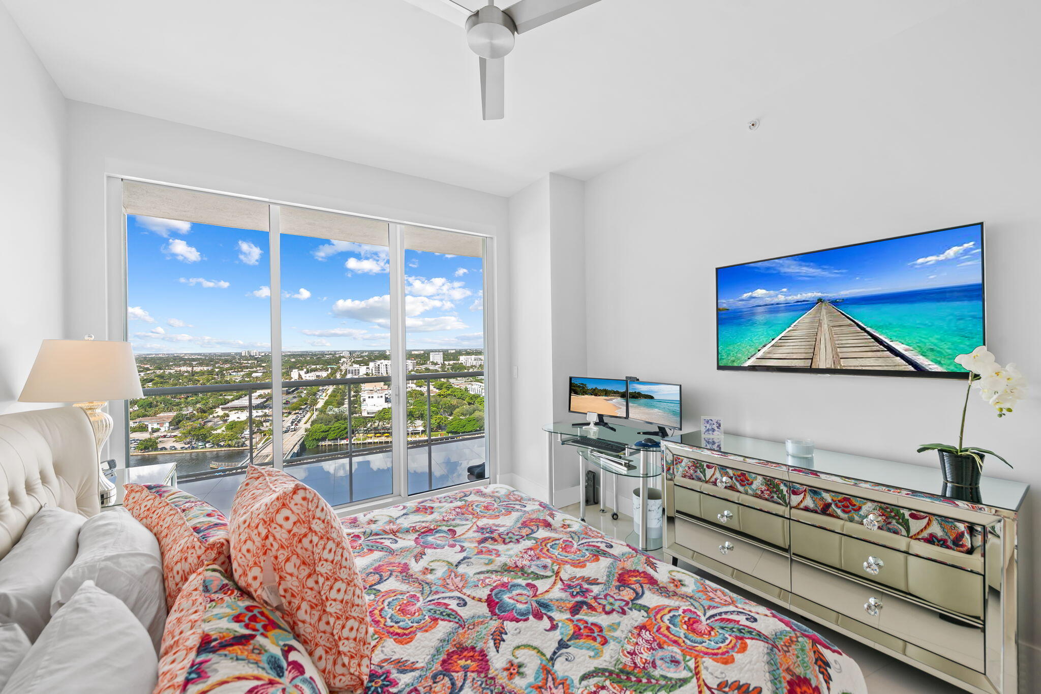 1 N Ocean Boulevard 1713 Property Photo 10