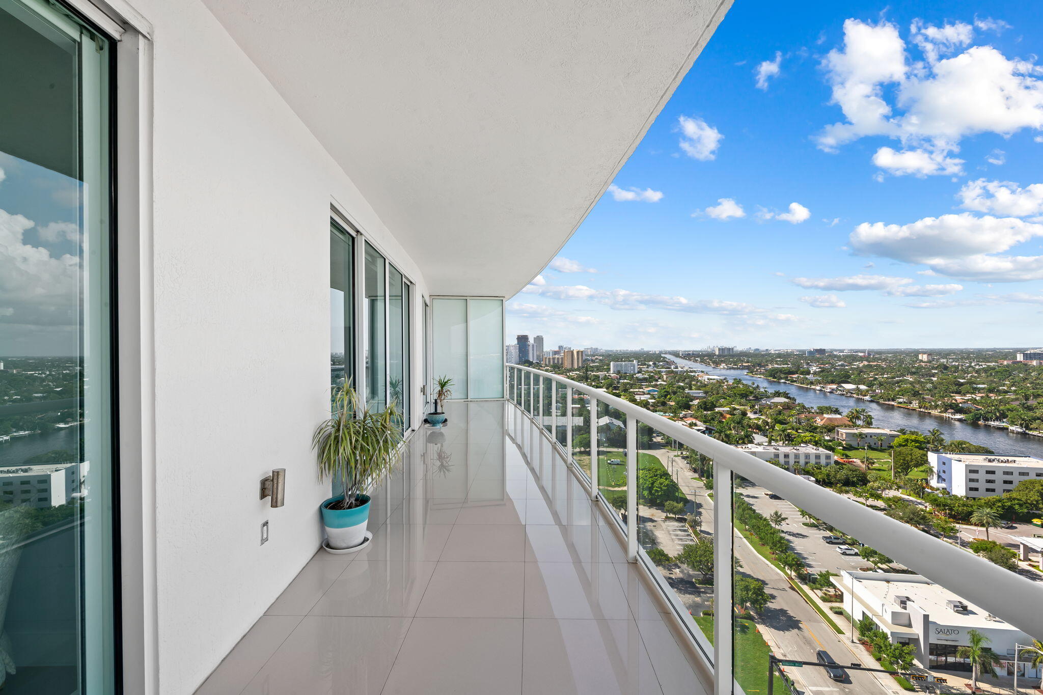 1 N Ocean Boulevard 1713 Property Photo 14