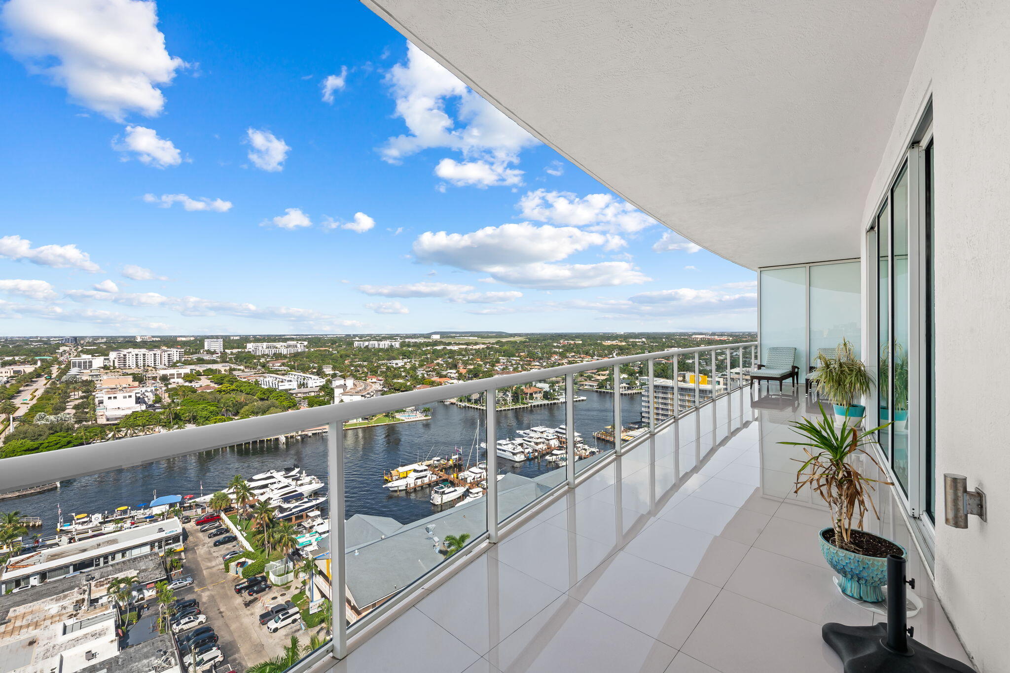 1 N Ocean Boulevard 1713 Property Photo 15