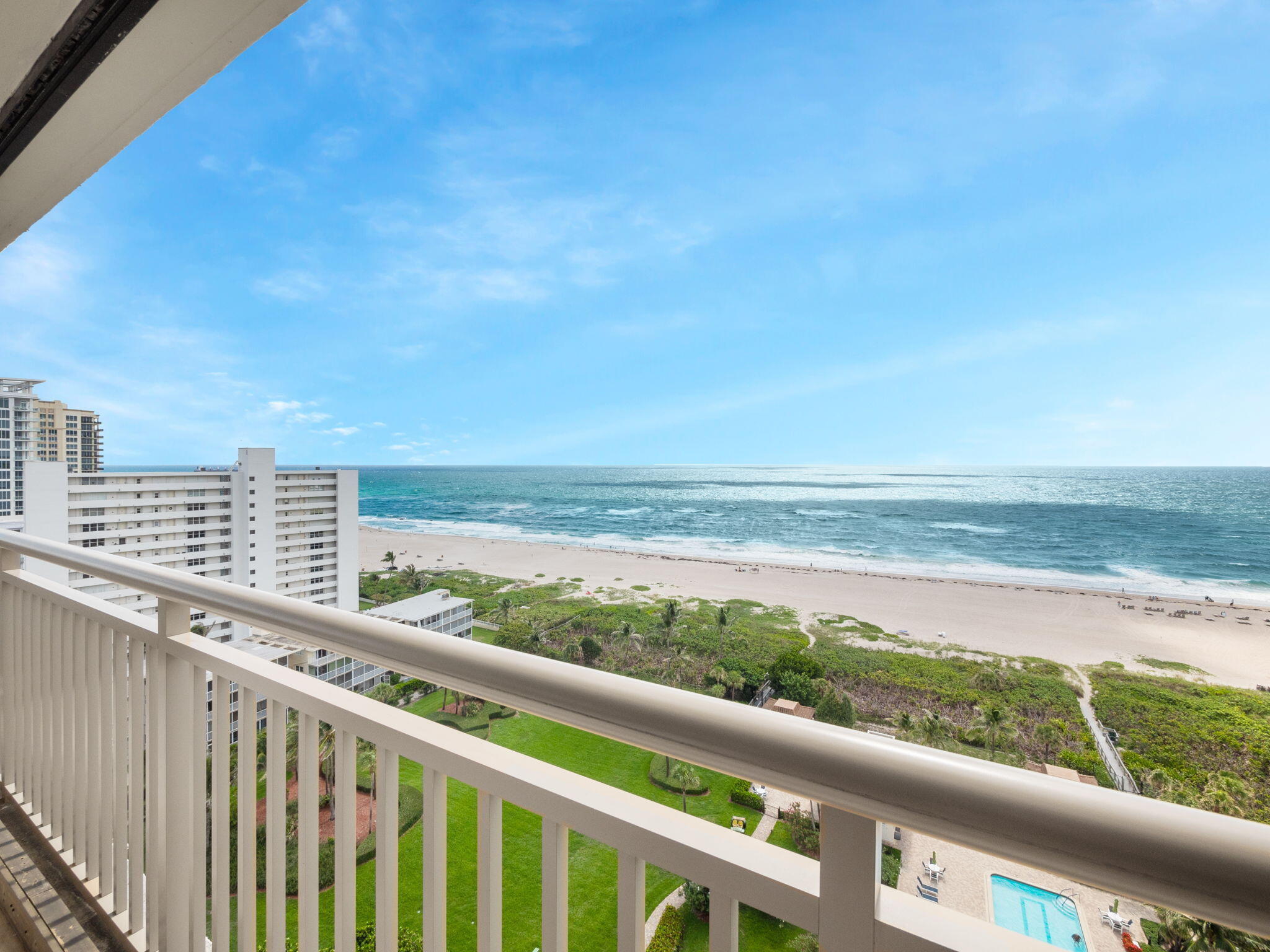 3400 N Ocean Drive 1601 Property Photo 4
