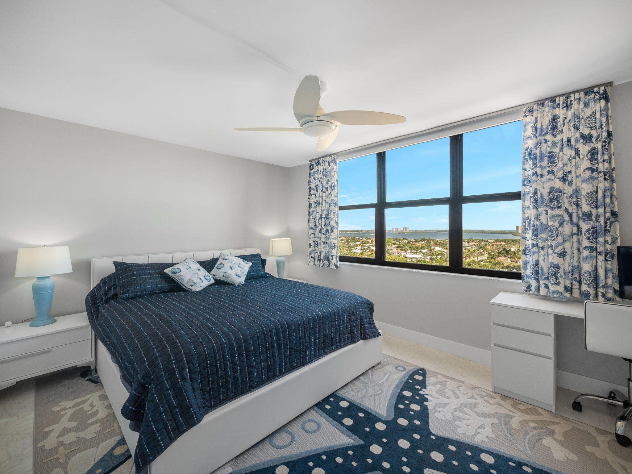 3400 N Ocean Drive 1601 Property Photo 11