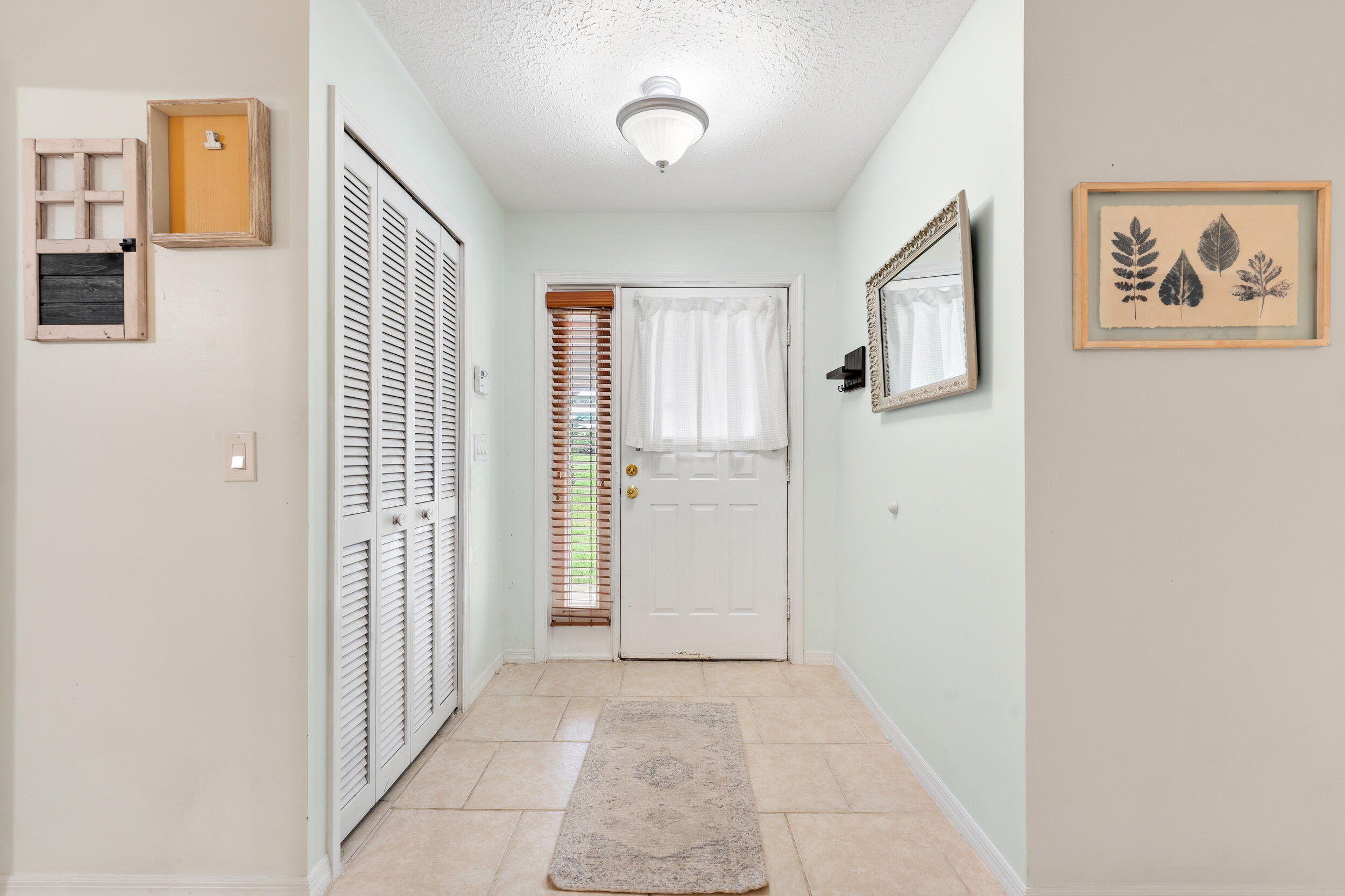 3474 Ne Sandra Drive Property Photo 5