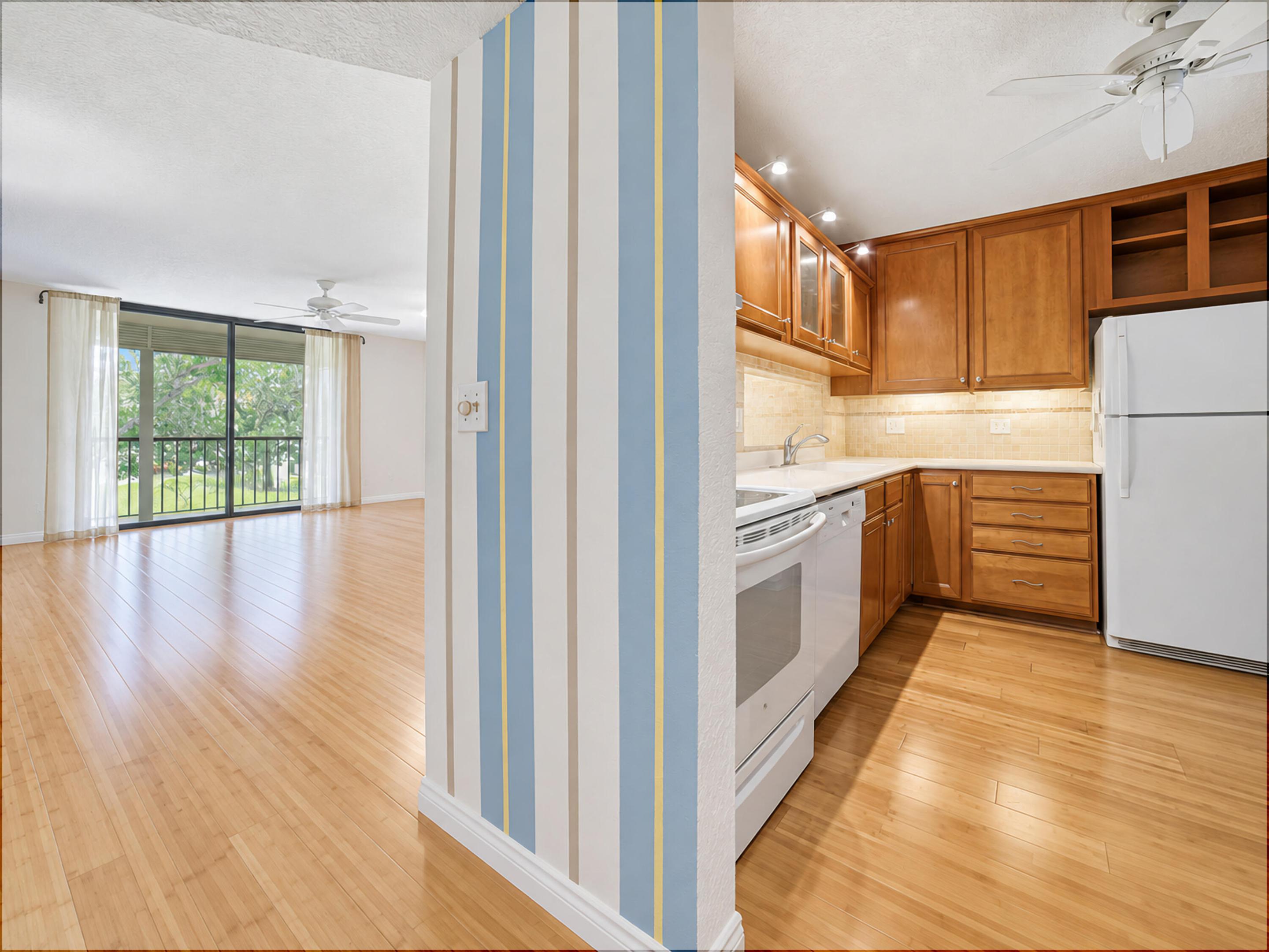 5340 Las Verdes Circle 202 Property Photo 2