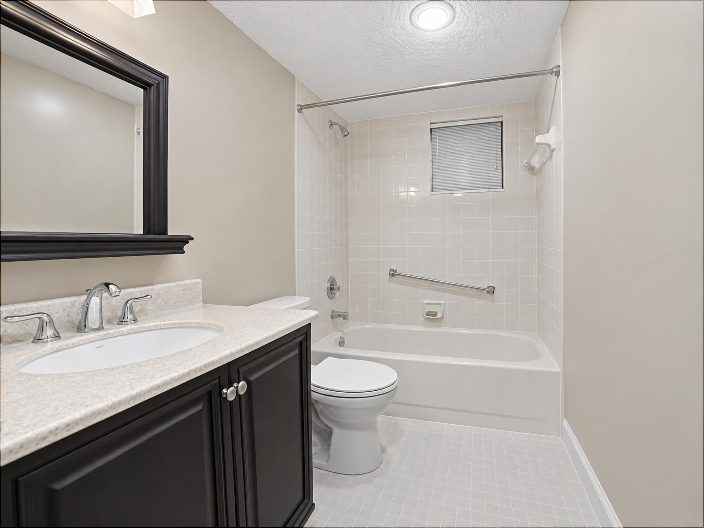 5340 Las Verdes Circle 202 Property Photo 17