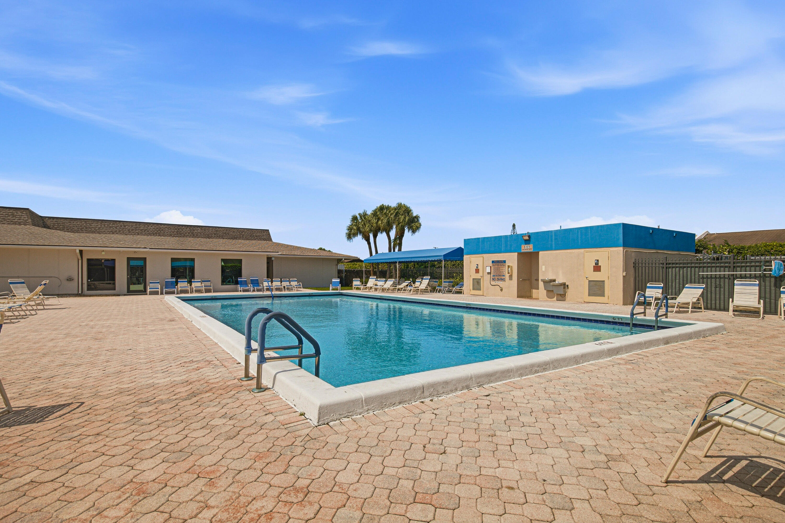 5340 Las Verdes Circle 202 Property Photo 18