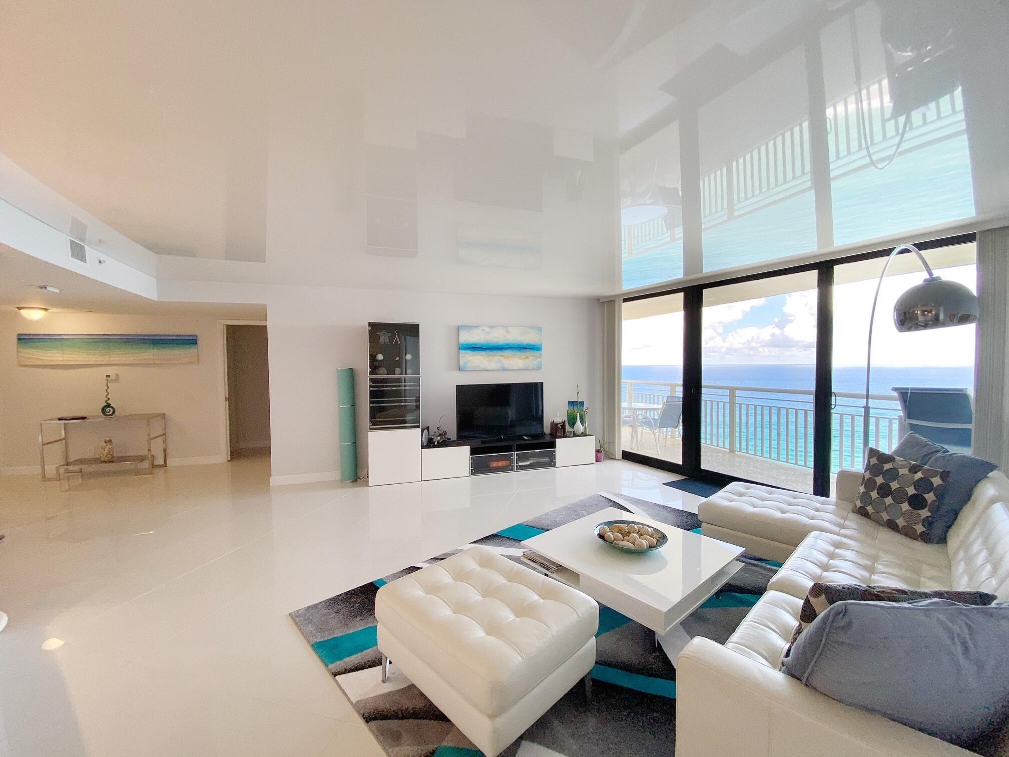 3000 N Ocean Drive 32-d Property Photo 3