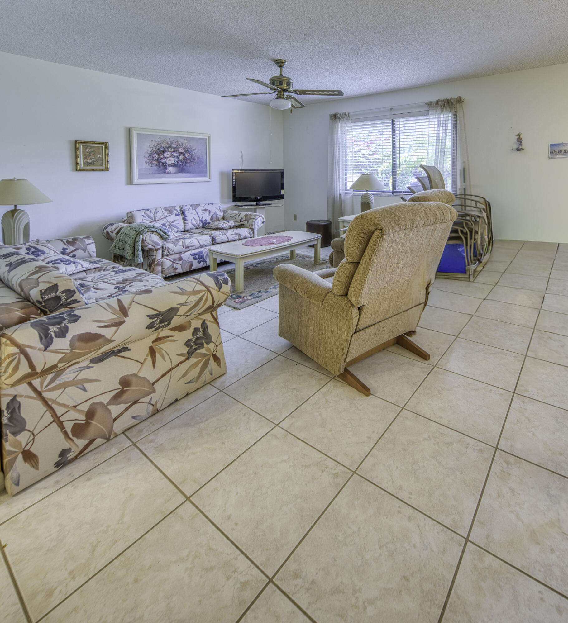 815 Andrew Redding Road 302 Property Photo 4