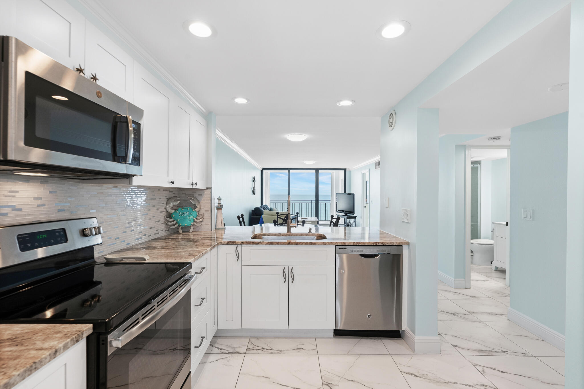 10102 S Ocean Drive 705a Property Photo 7