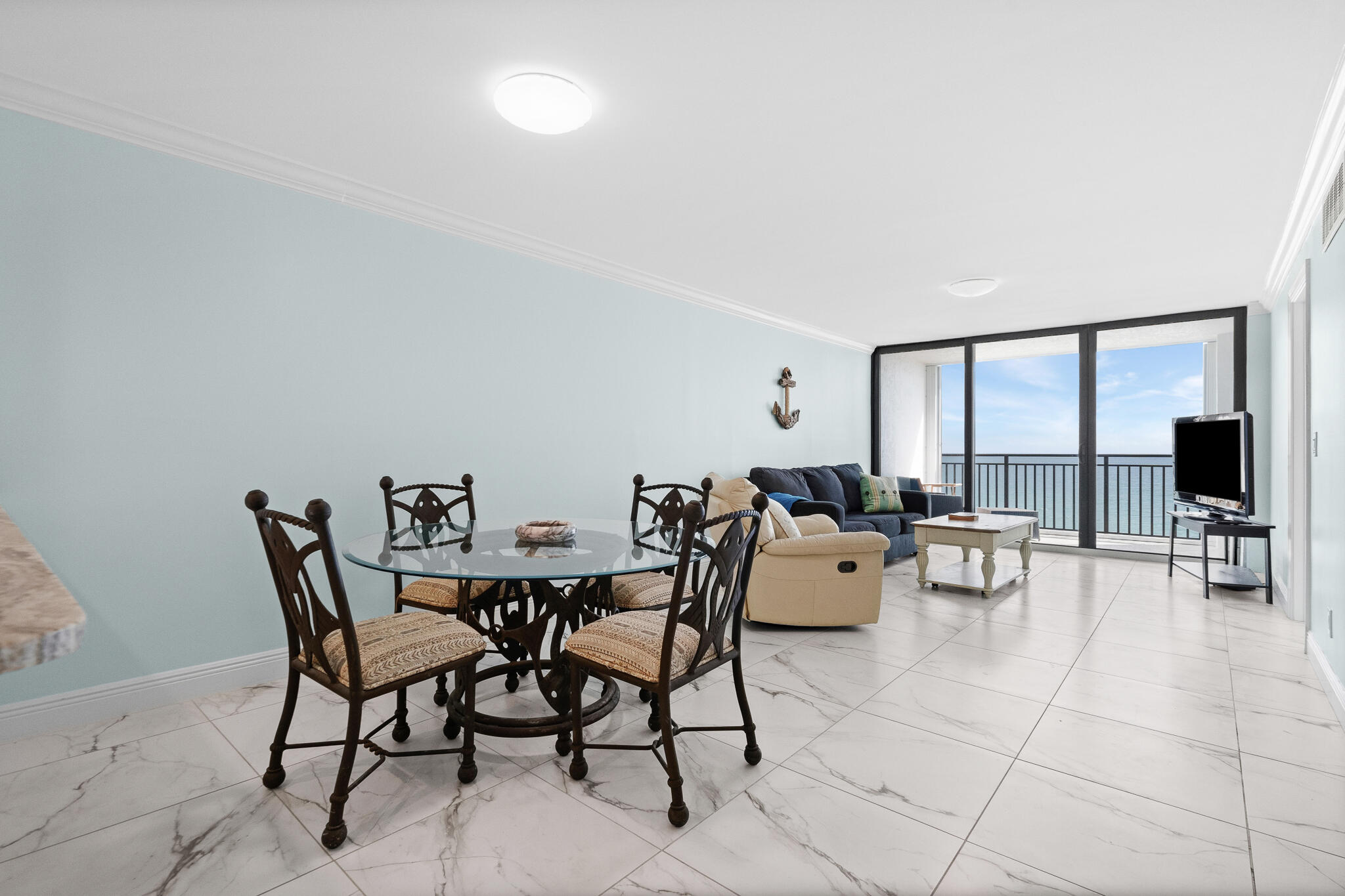 10102 S Ocean Drive 705a Property Photo 8