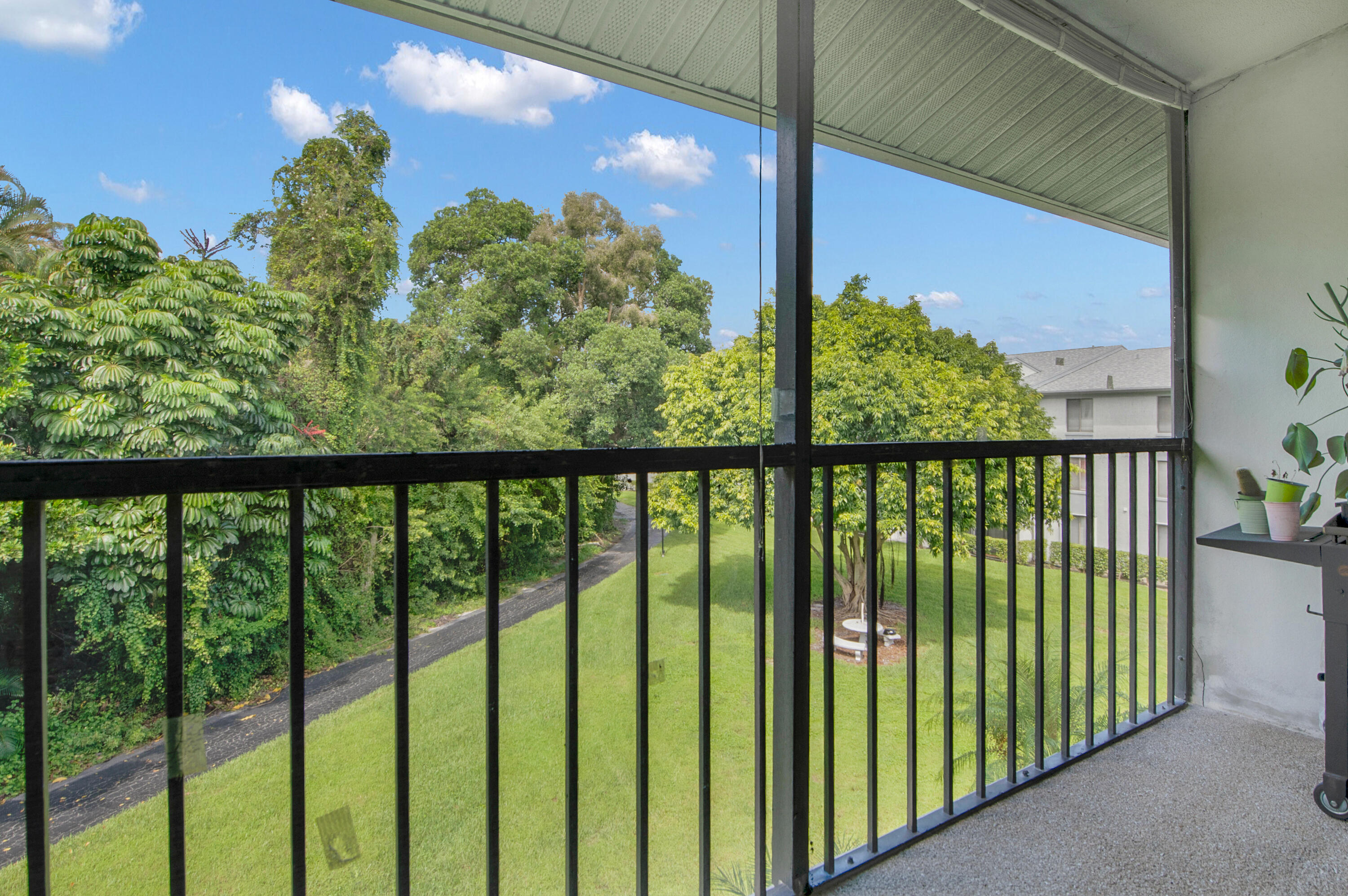1009 Green Pine Boulevard F3 Property Photo 28