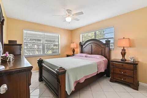 133 Somerset G Property Photo 3