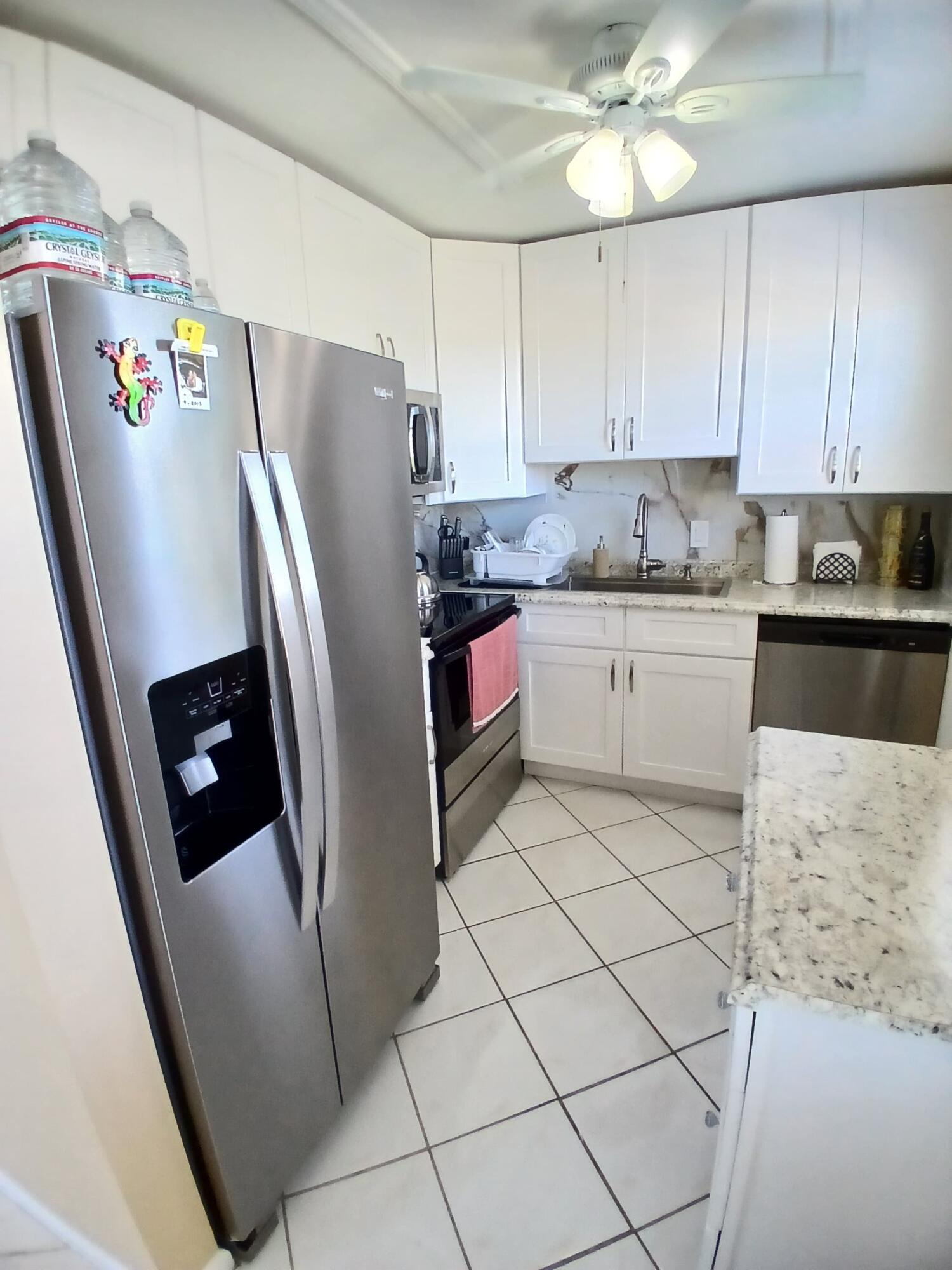133 Somerset G Property Photo 17