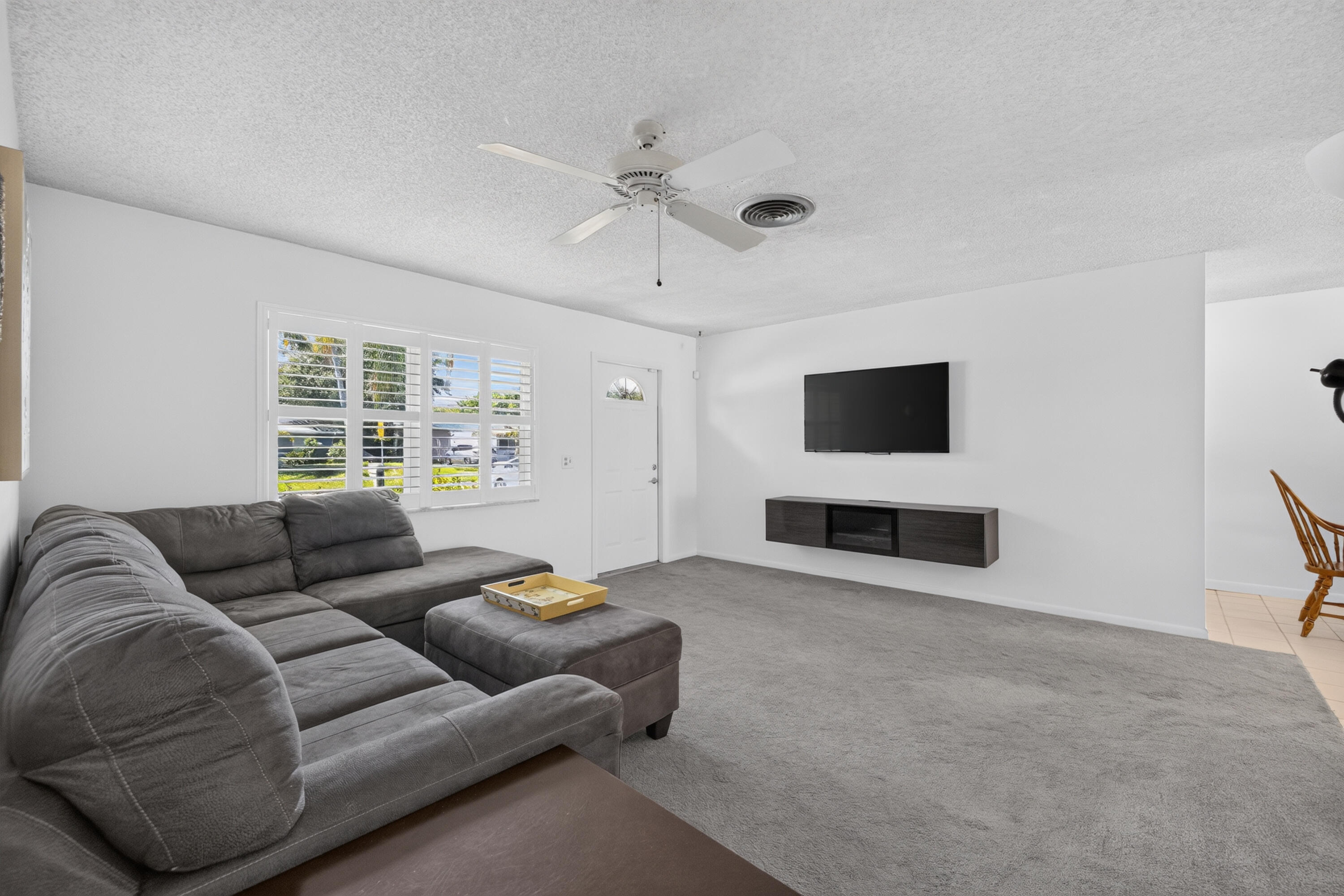 921 Se Flamingo Avenue Property Photo 3