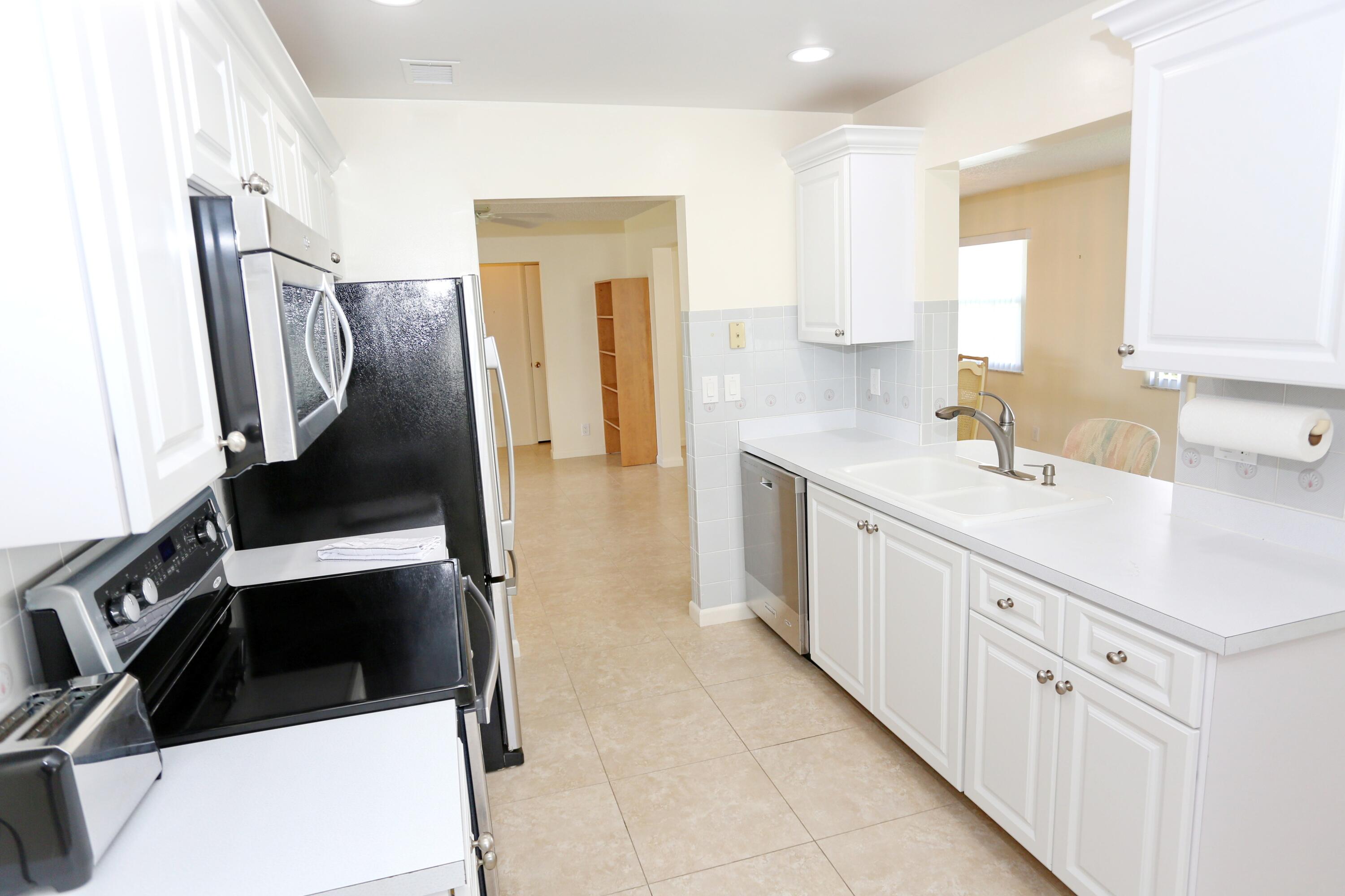 1015 Sw 16th Street Property Photo 11