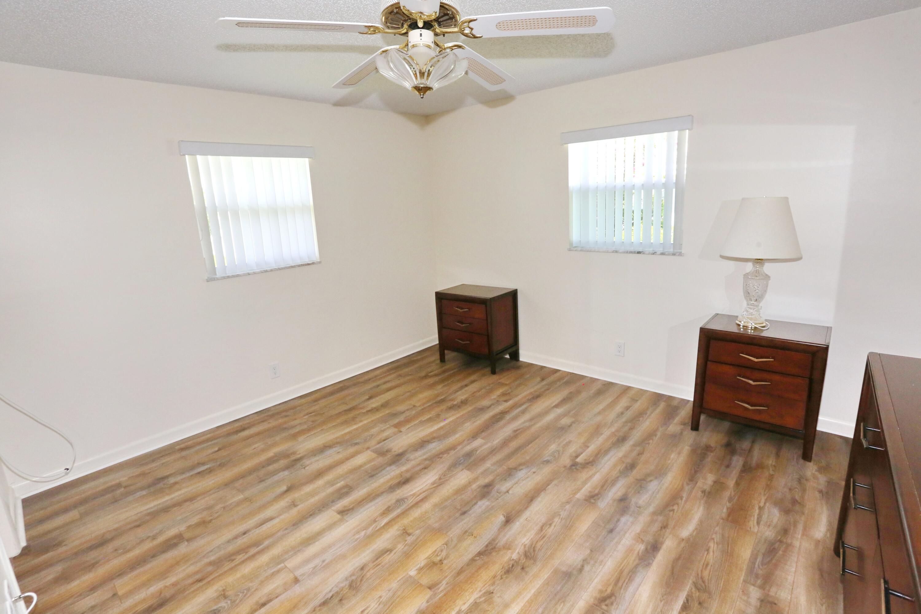 1015 Sw 16th Street Property Photo 25