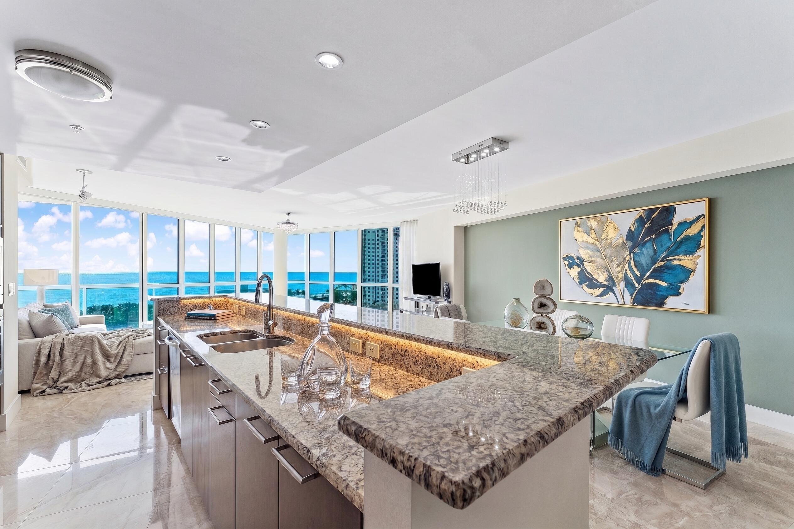 1 N Ocean Boulevard 806 Property Photo 5