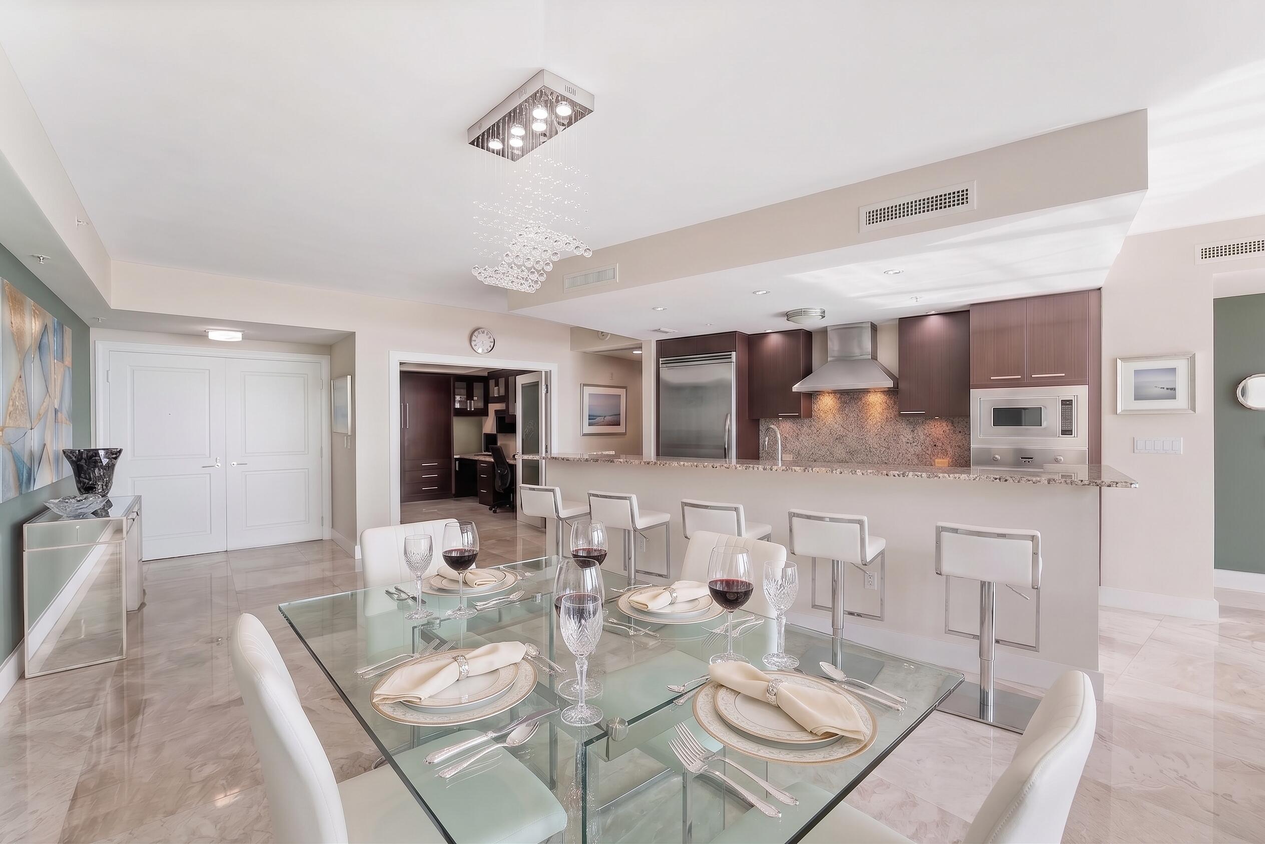 1 N Ocean Boulevard 806 Property Photo 8