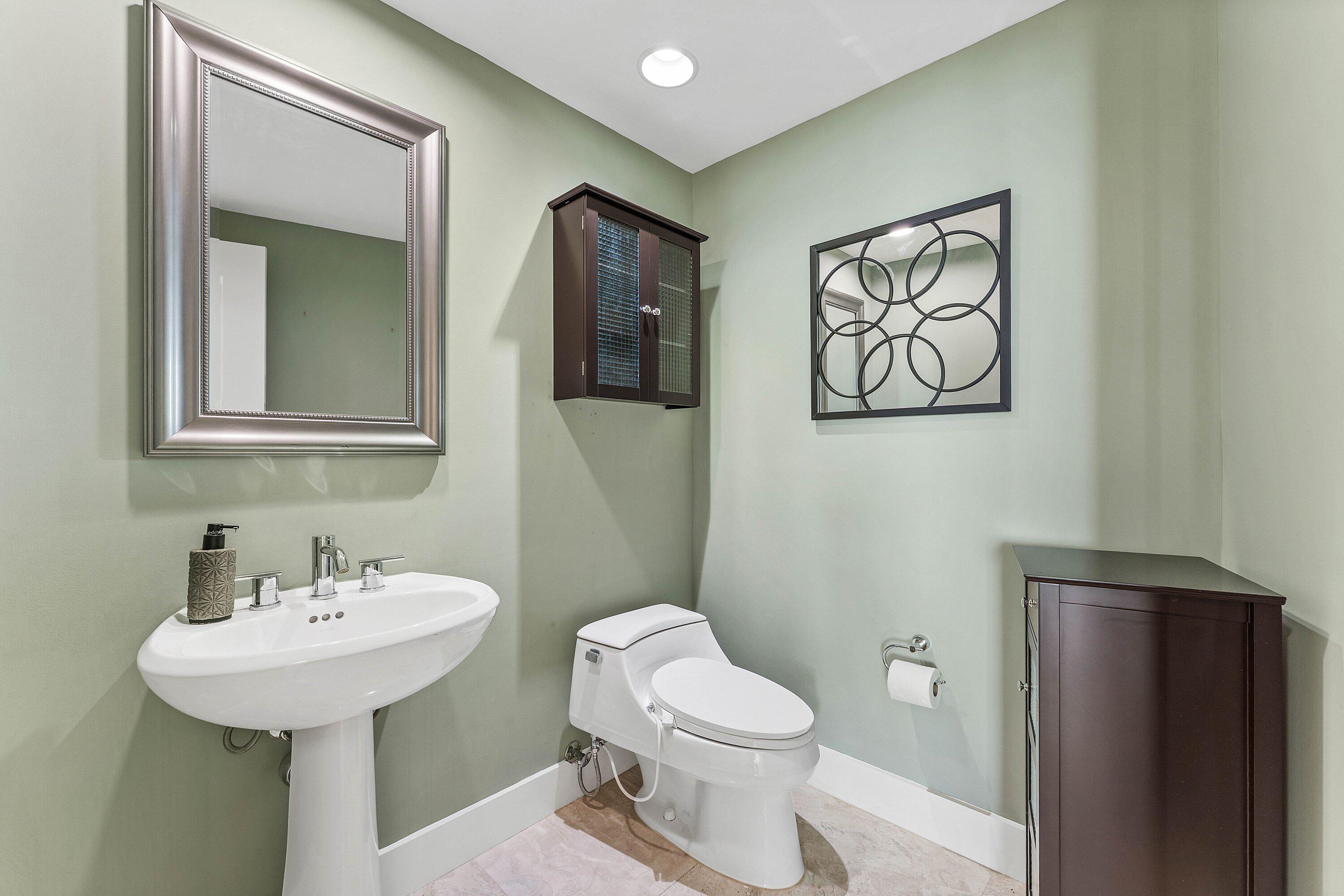 1 N Ocean Boulevard 806 Property Photo 15