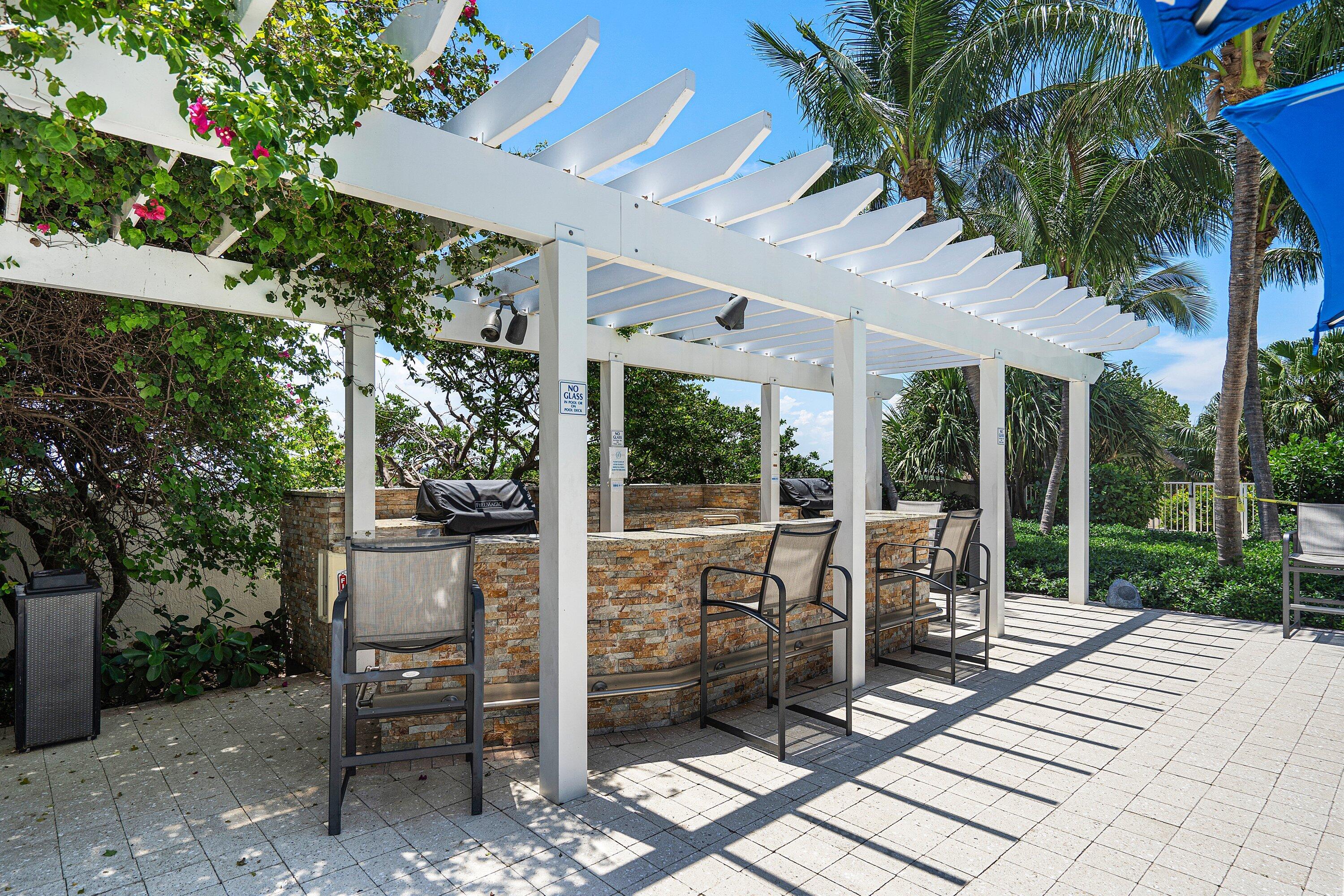 1 N Ocean Boulevard 806 Property Photo 49