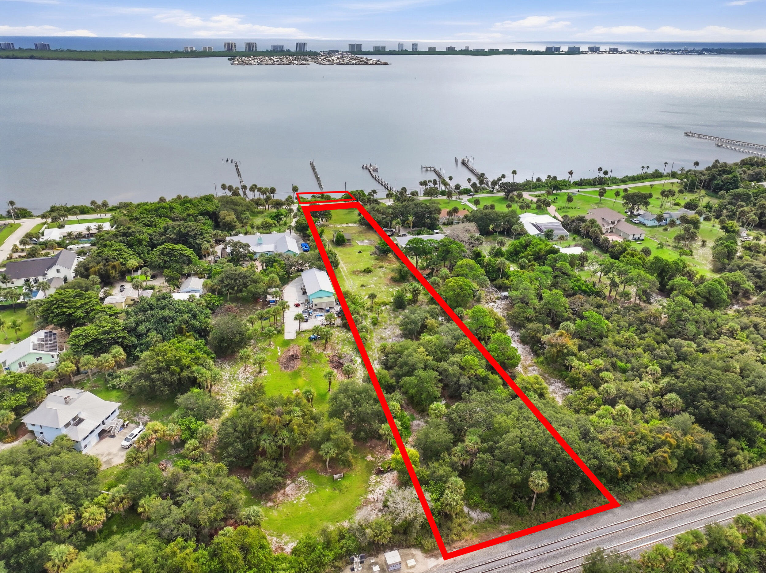 12825 S Indian River Drive Property Photo 1
