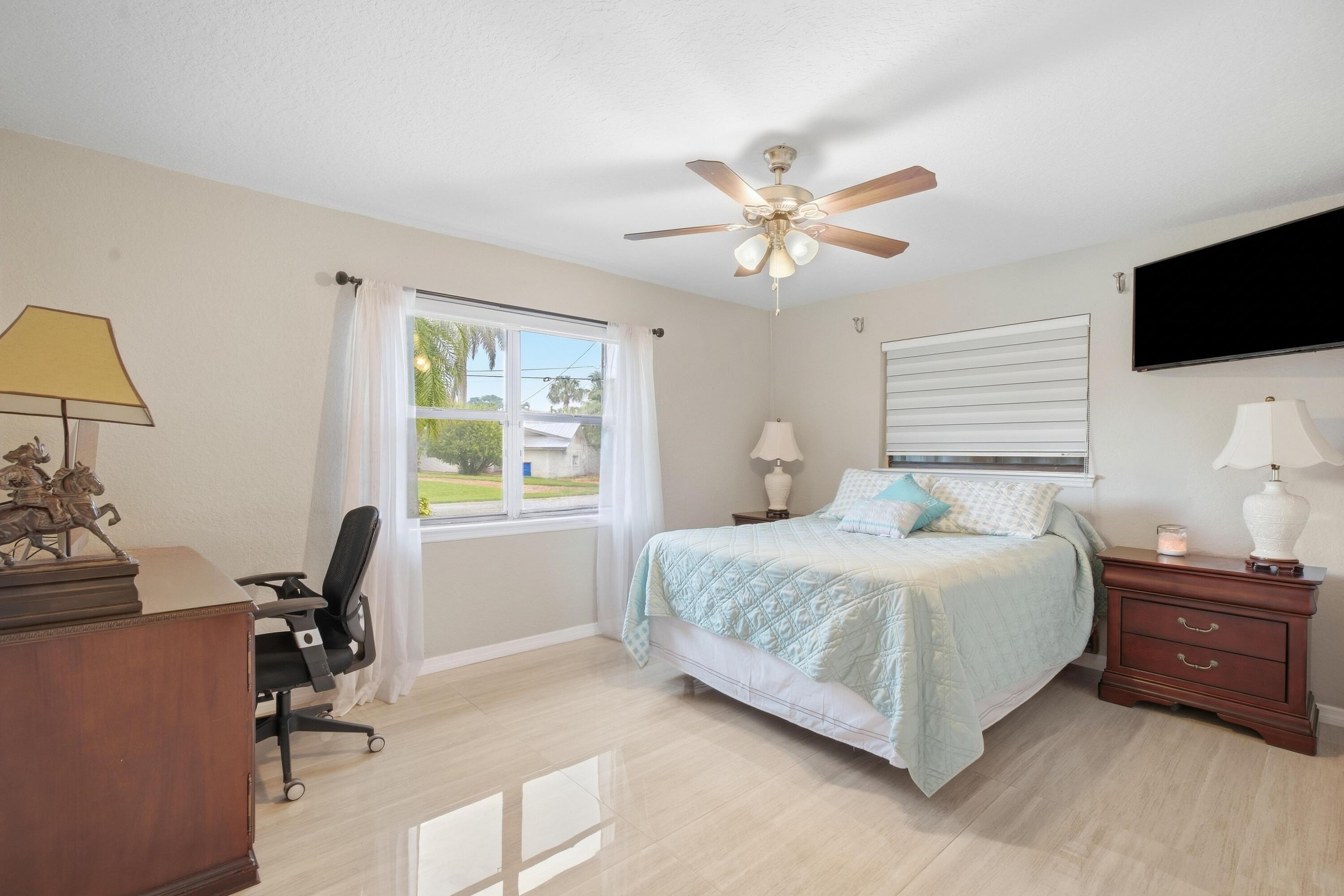 1536 Sw Egret Way Property Photo 23