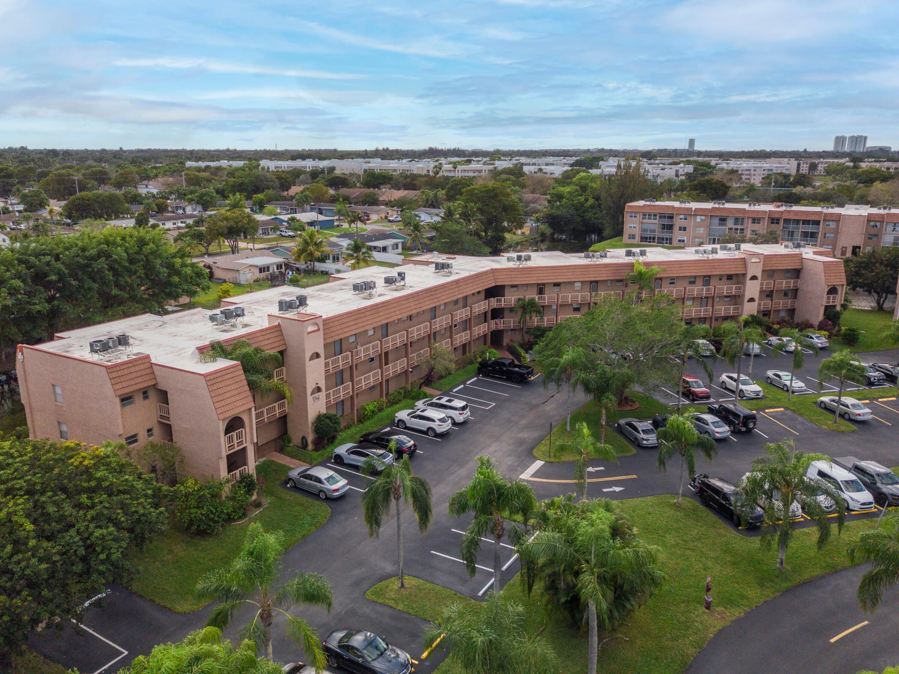 9700 Sunrise Lakes Boulevard 101 Property Photo 13