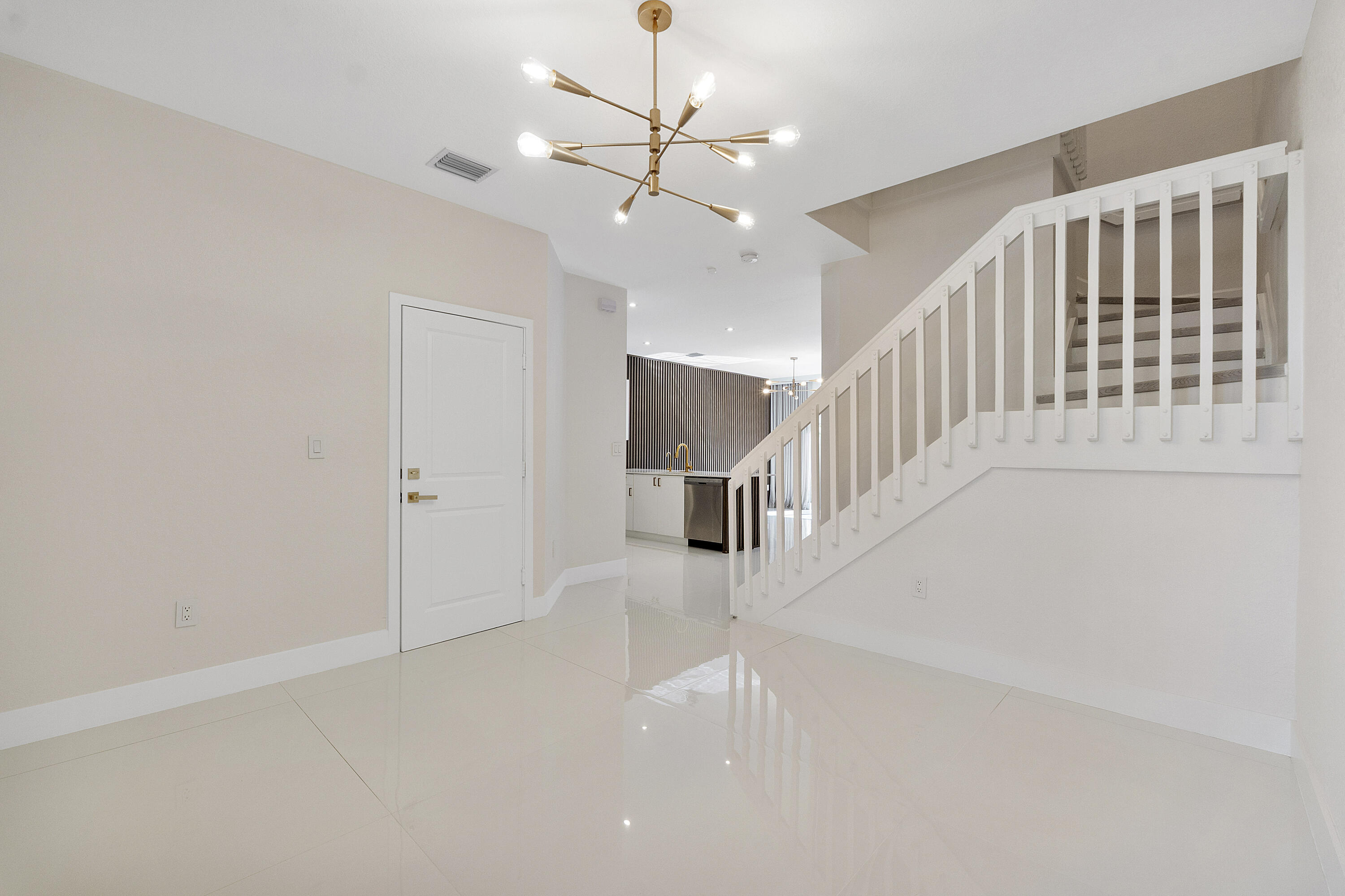20383 Nw 5th Court Property Photo 17