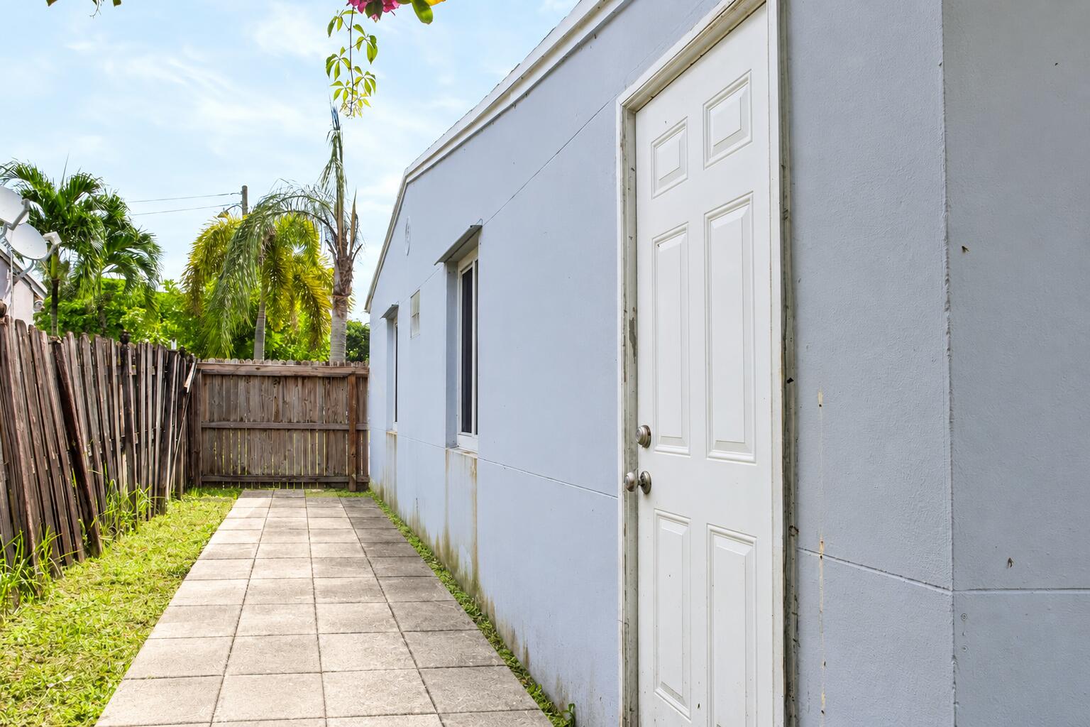 1413 Nw 5th Avenue Property Photo 8