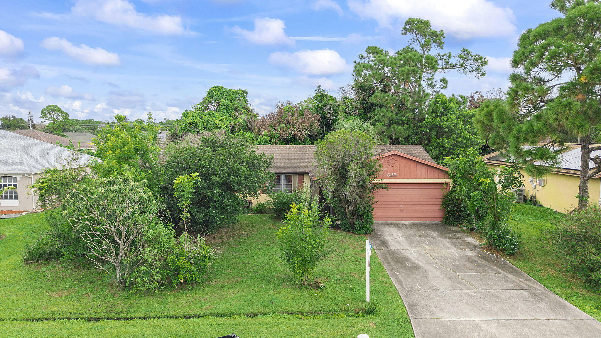 629 Sw Ray Avenue Property Photo 1