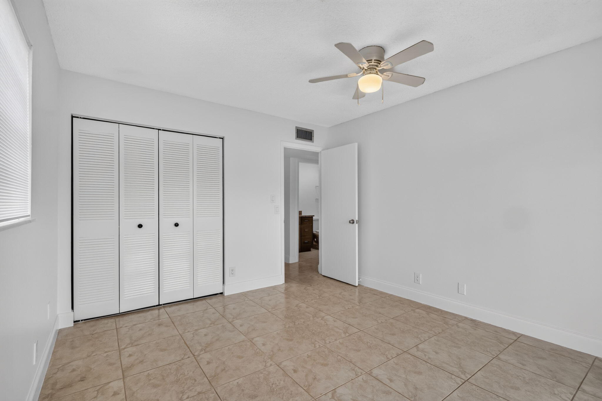318 Normandy G 318 Property Photo 17